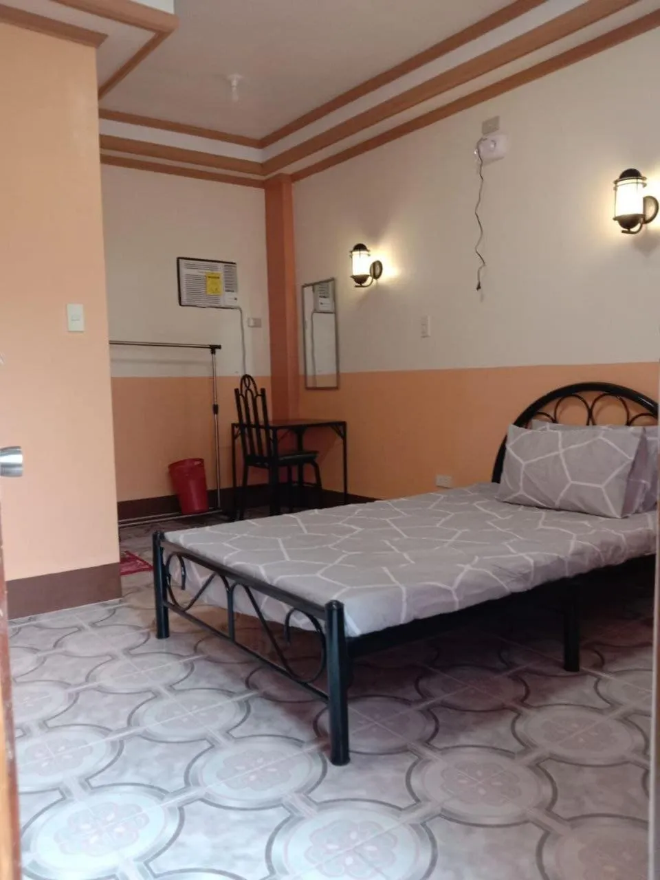 Bed in RedDoorz @ Solid Rock Guest House Baler