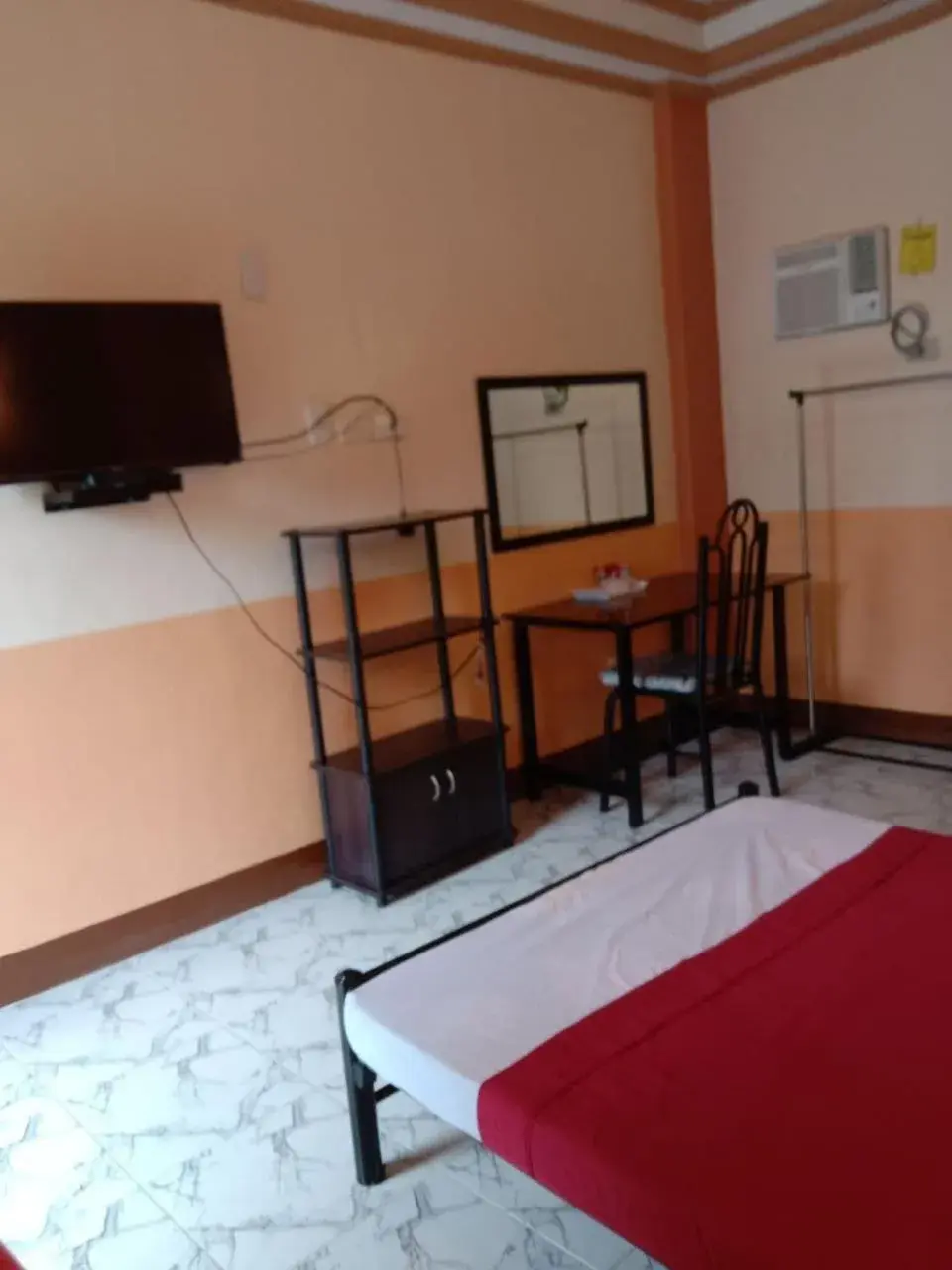 Photo of the whole room, Bed in RedDoorz @ Solid Rock Guest House Baler Photo of the whole room, Bed in RedDoorz @ Solid Rock Guest House Baler