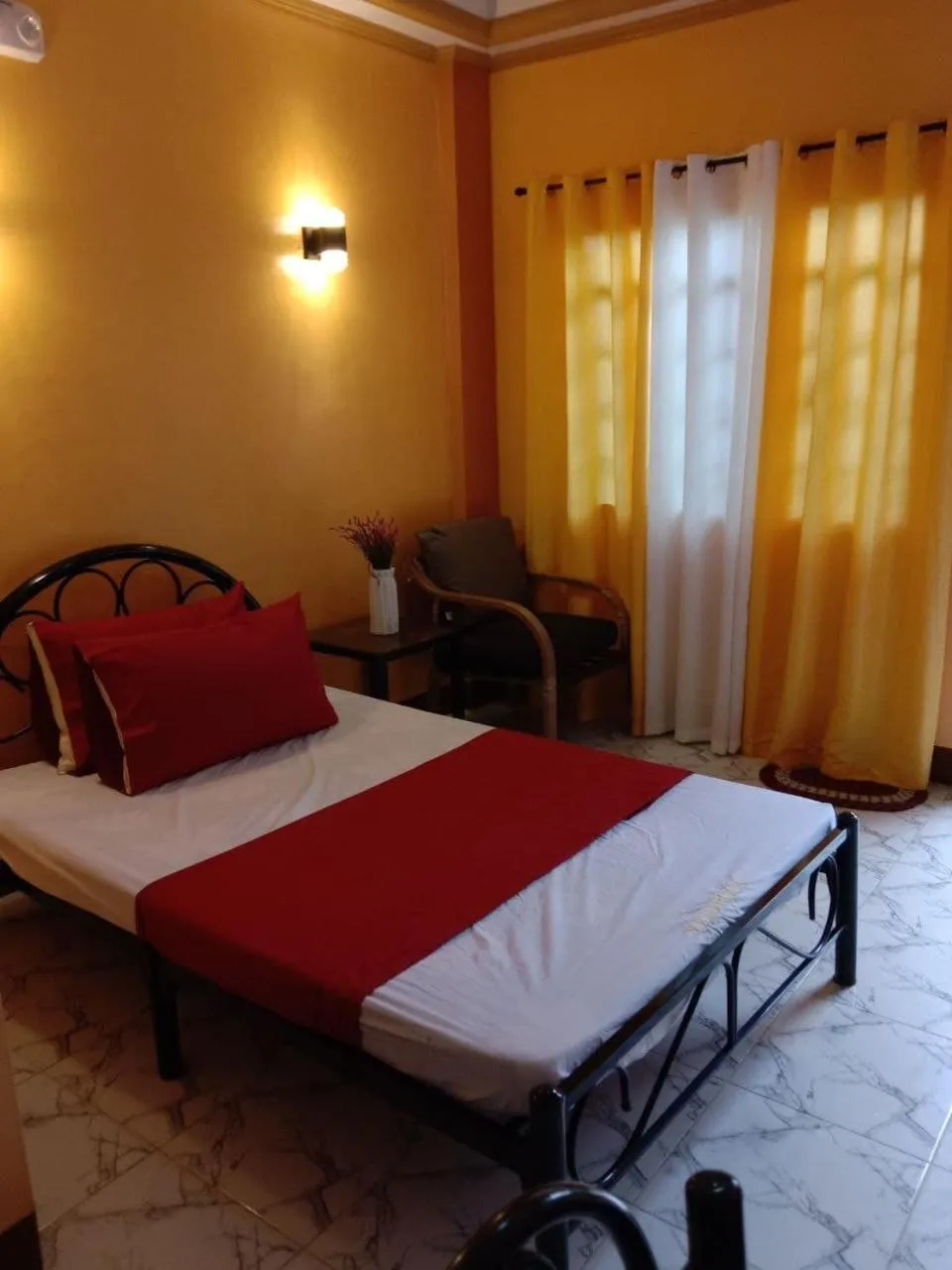 Bed in RedDoorz @ Solid Rock Guest House Baler