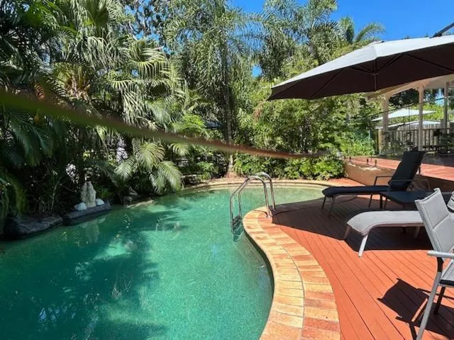 South Pacific Bed & Breakfast