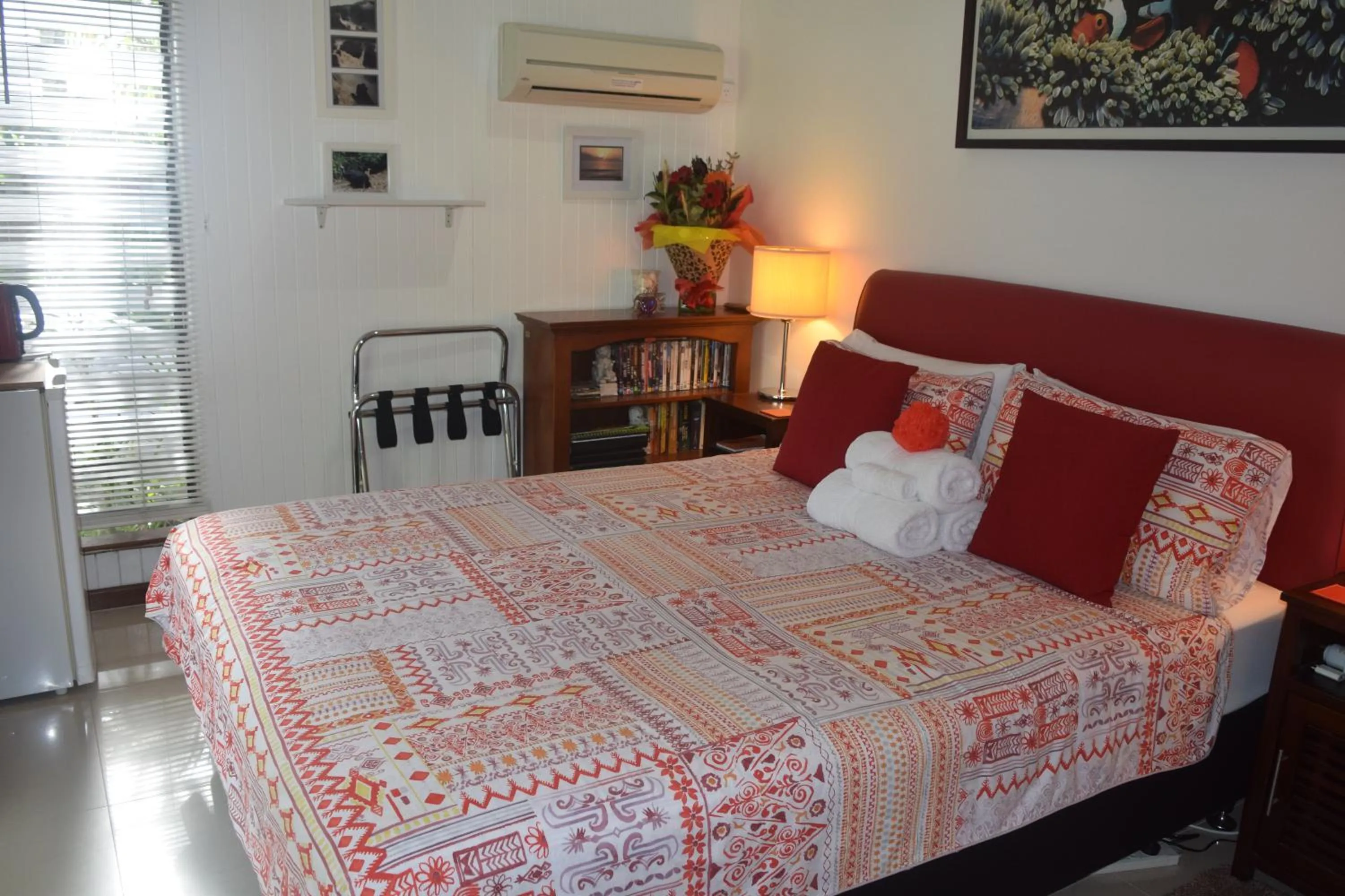 Bedroom, Bed in South Pacific Bed & Breakfast