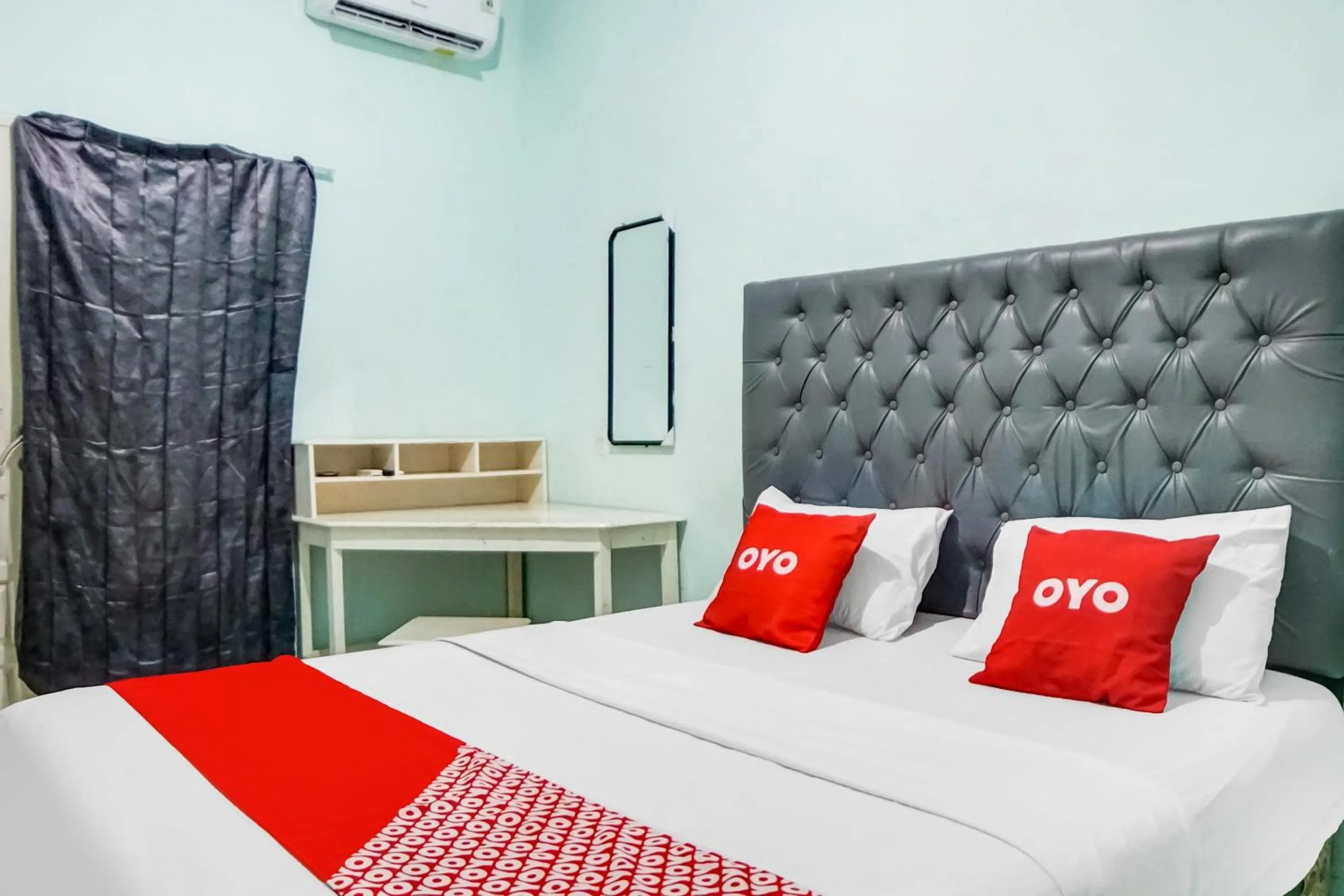 Bedroom in Hotel O Roemah Gh