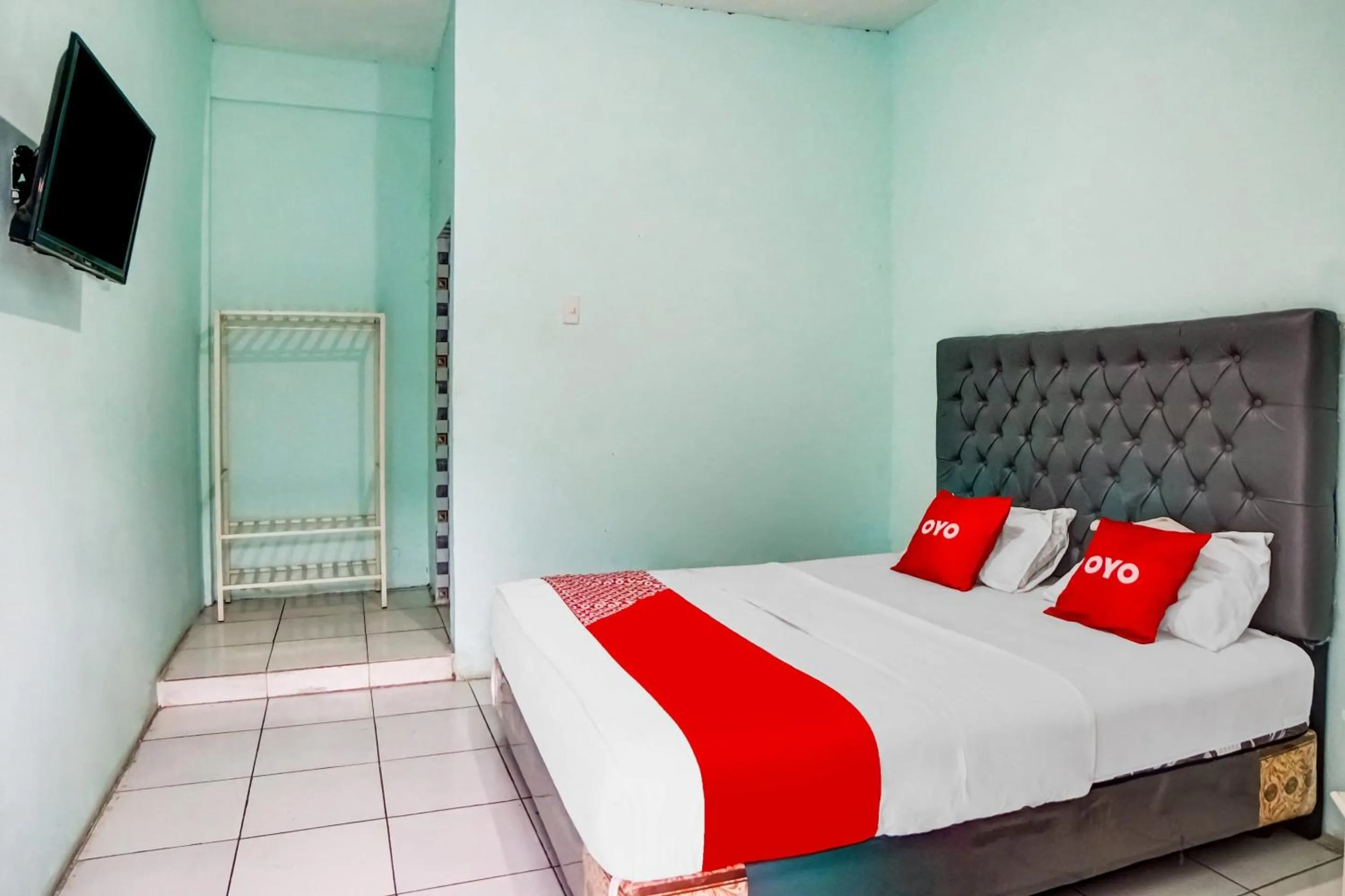 Bedroom in Hotel O Roemah Gh