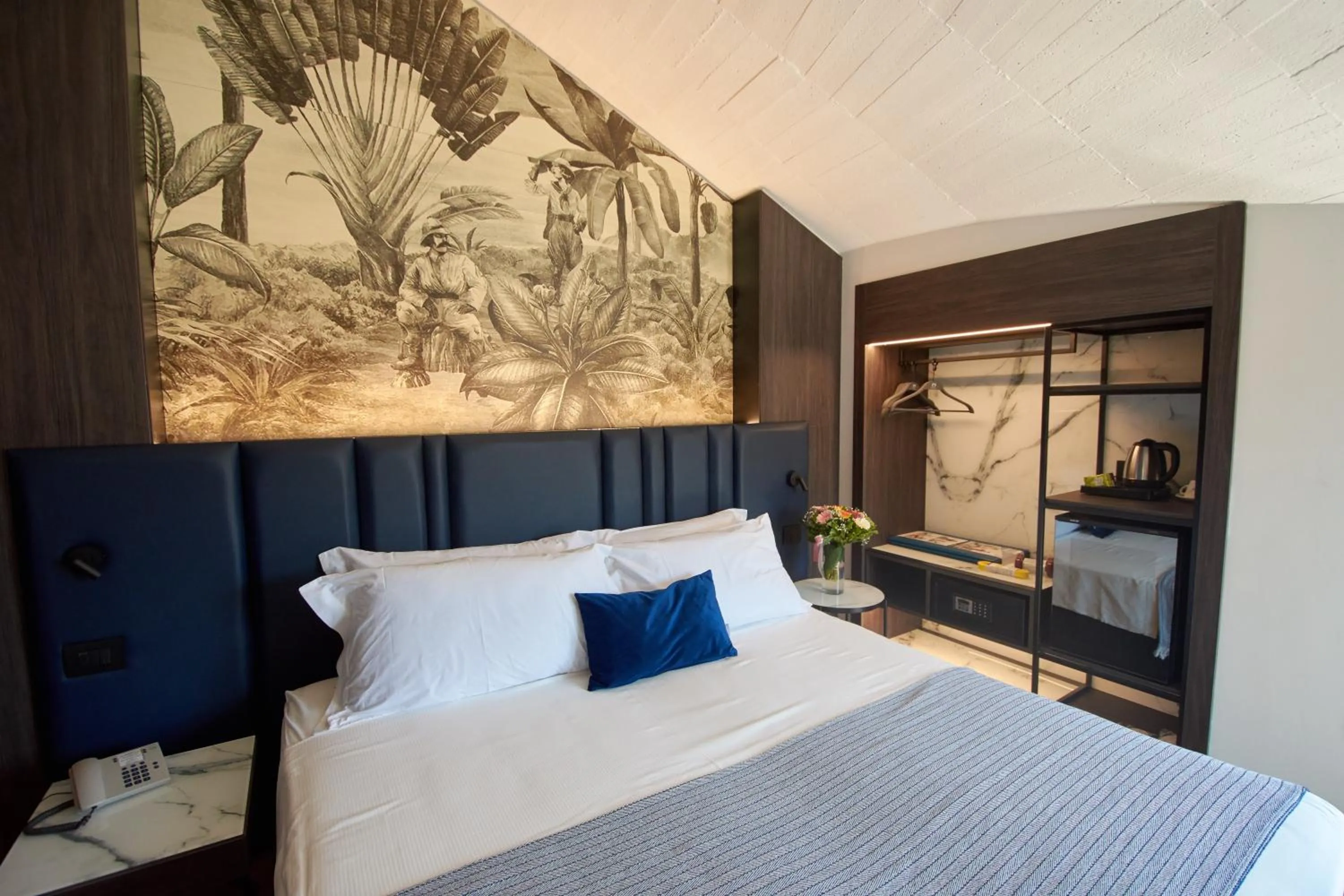 Bed in Hotel Leonessa