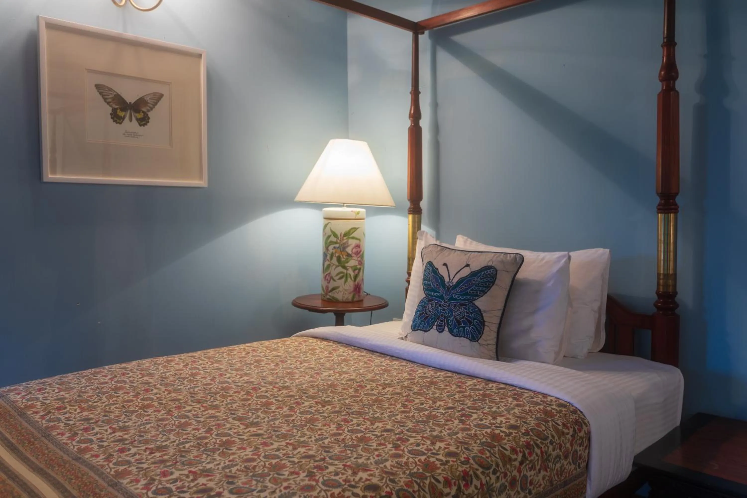 Bedroom, Bed in Kandy Dendrobium House