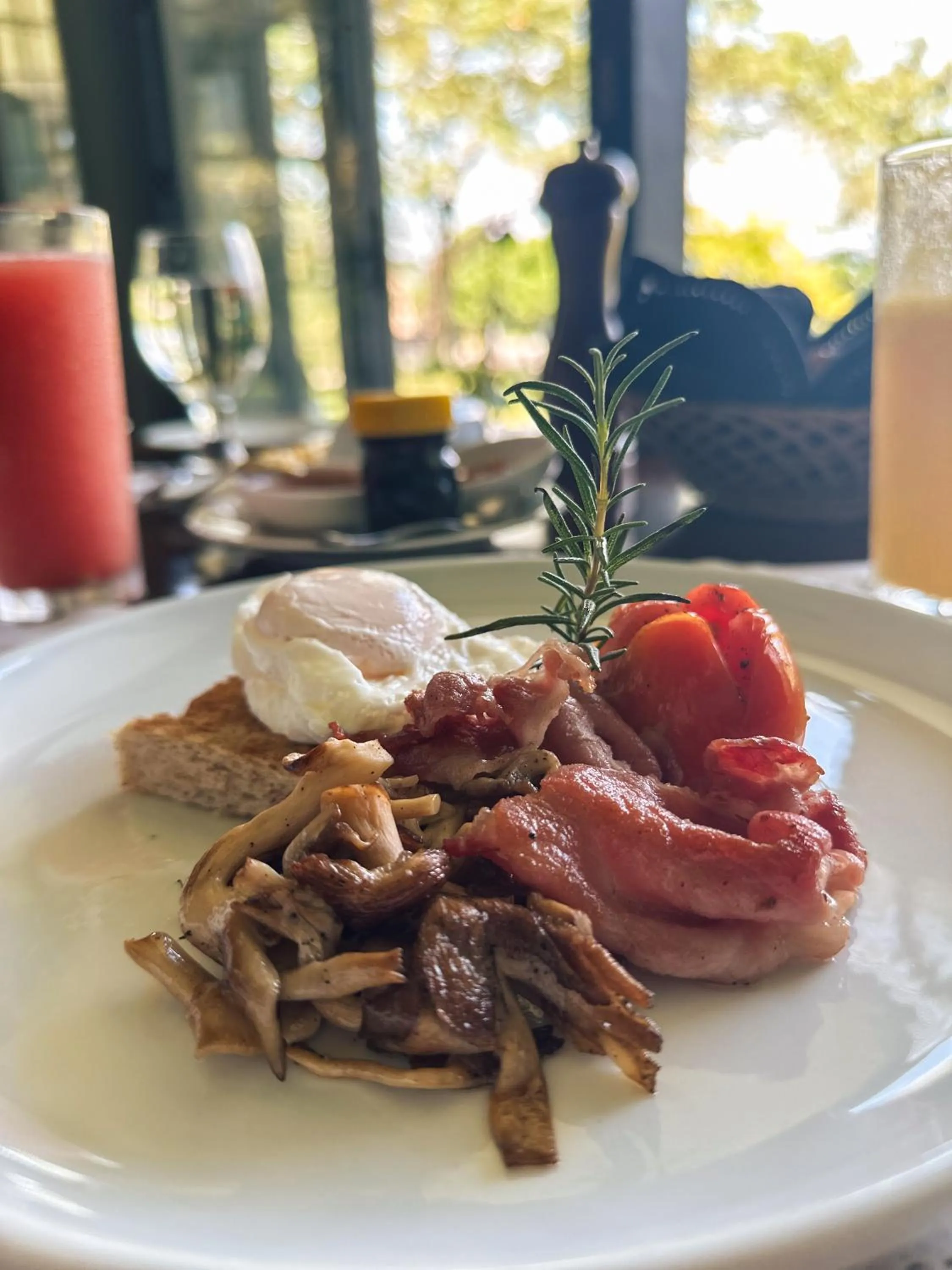 Restaurant/places to eat in Kandy Dendrobium House