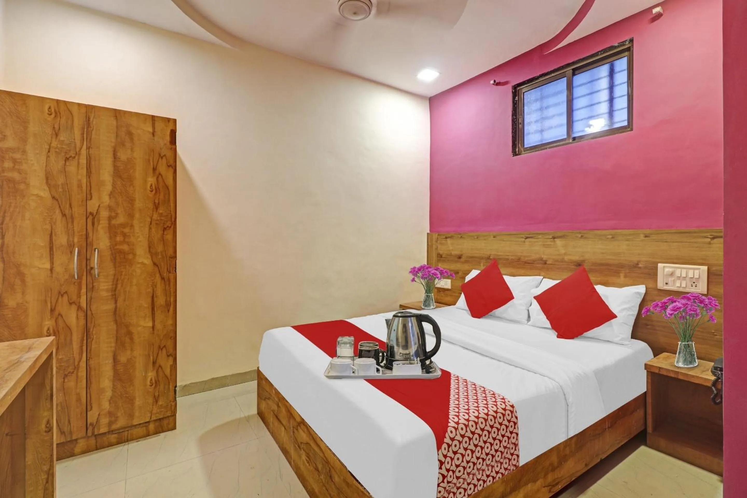 Bedroom, Bed in HOTELO THE MUMBAI INN