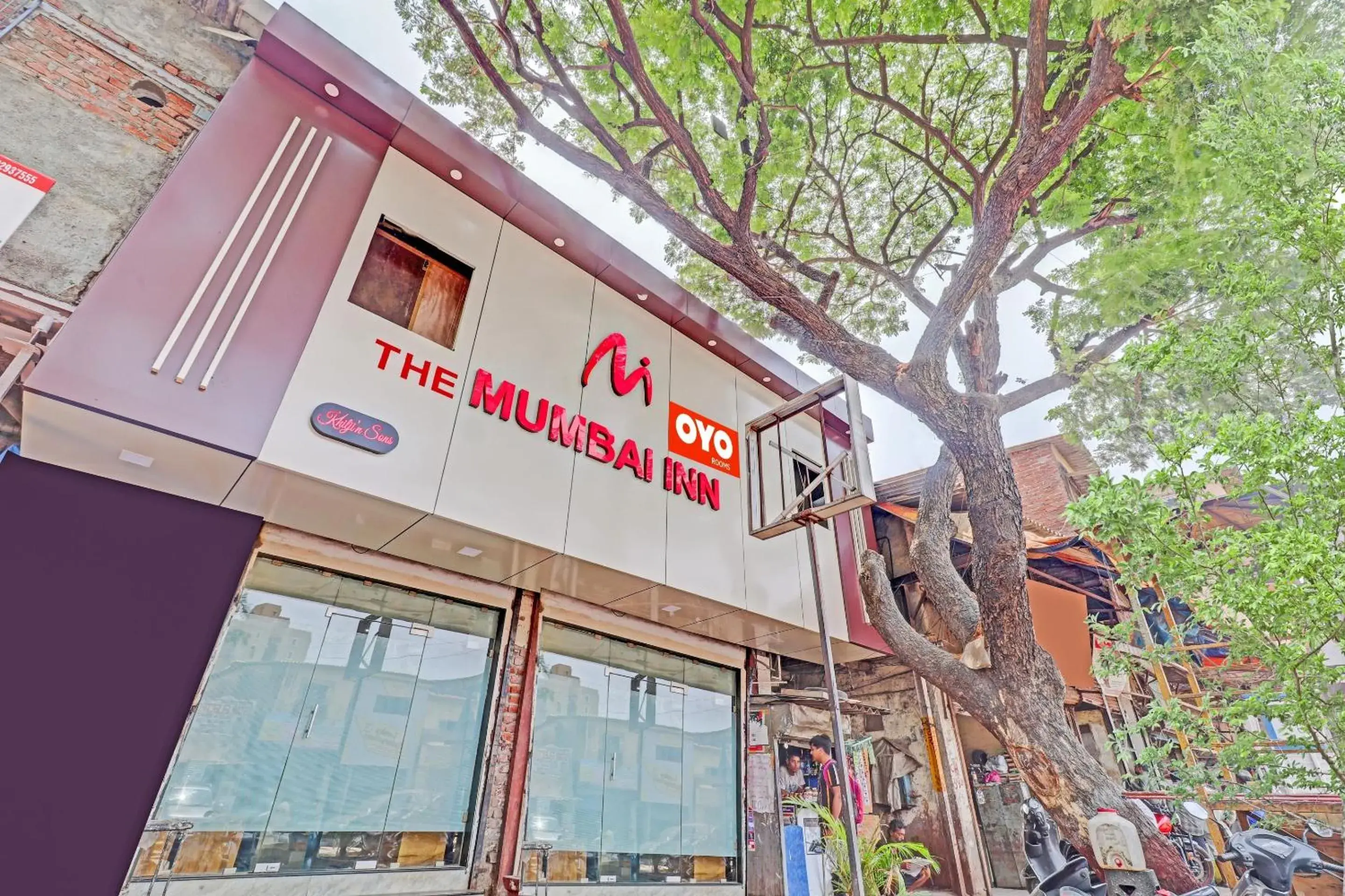 Facade/entrance in HotelO THE MUMBAI INN Facade/entrance in HotelO THE MUMBAI INN