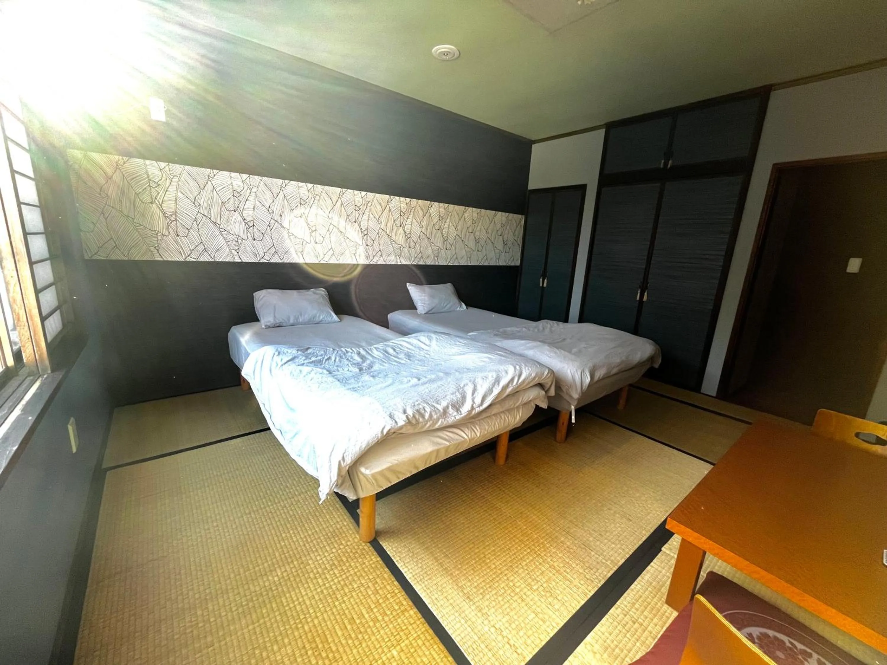 Bed in Drive in Ichinomiya motel