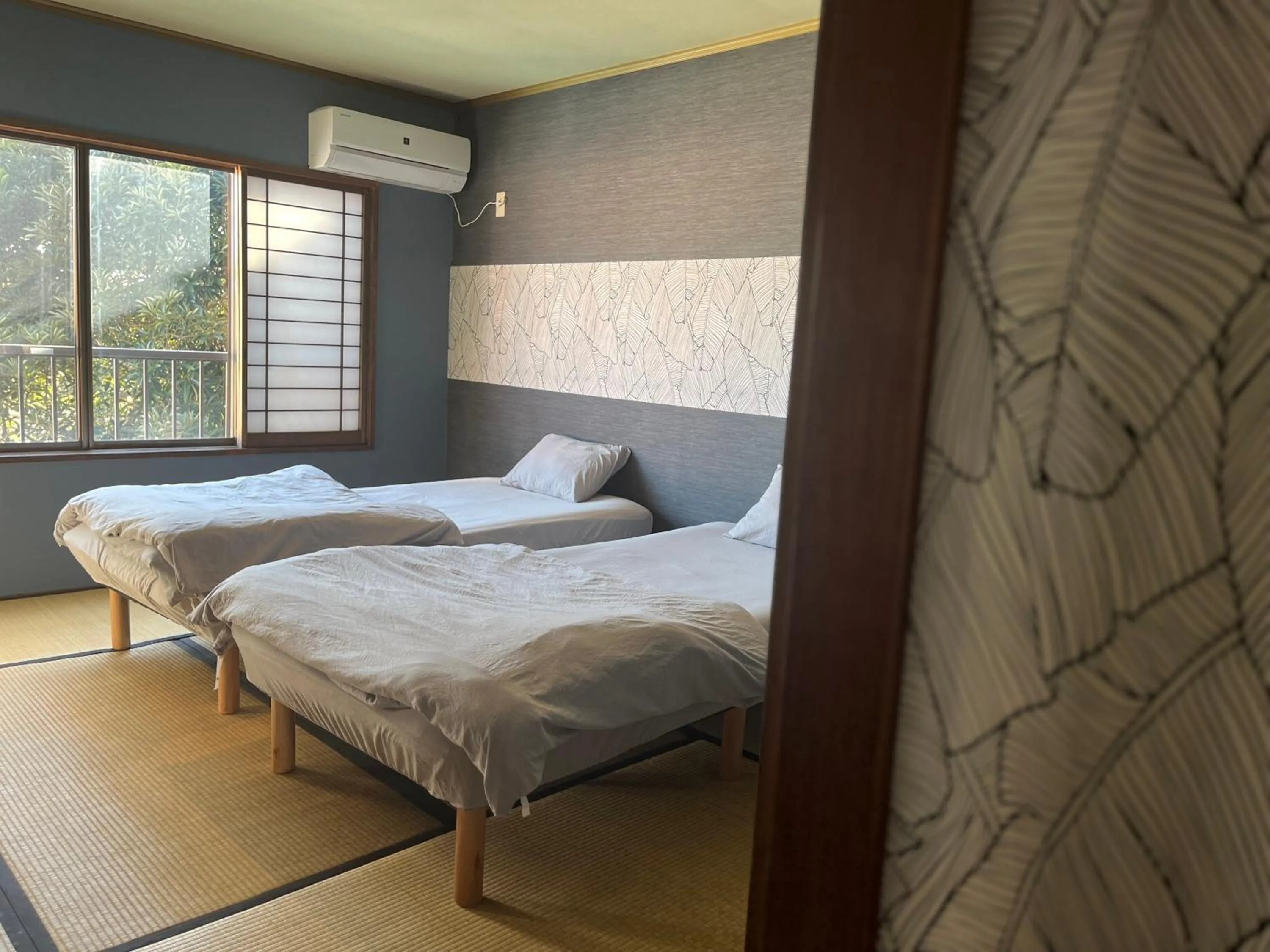 Bed in Drive in Ichinomiya motel
