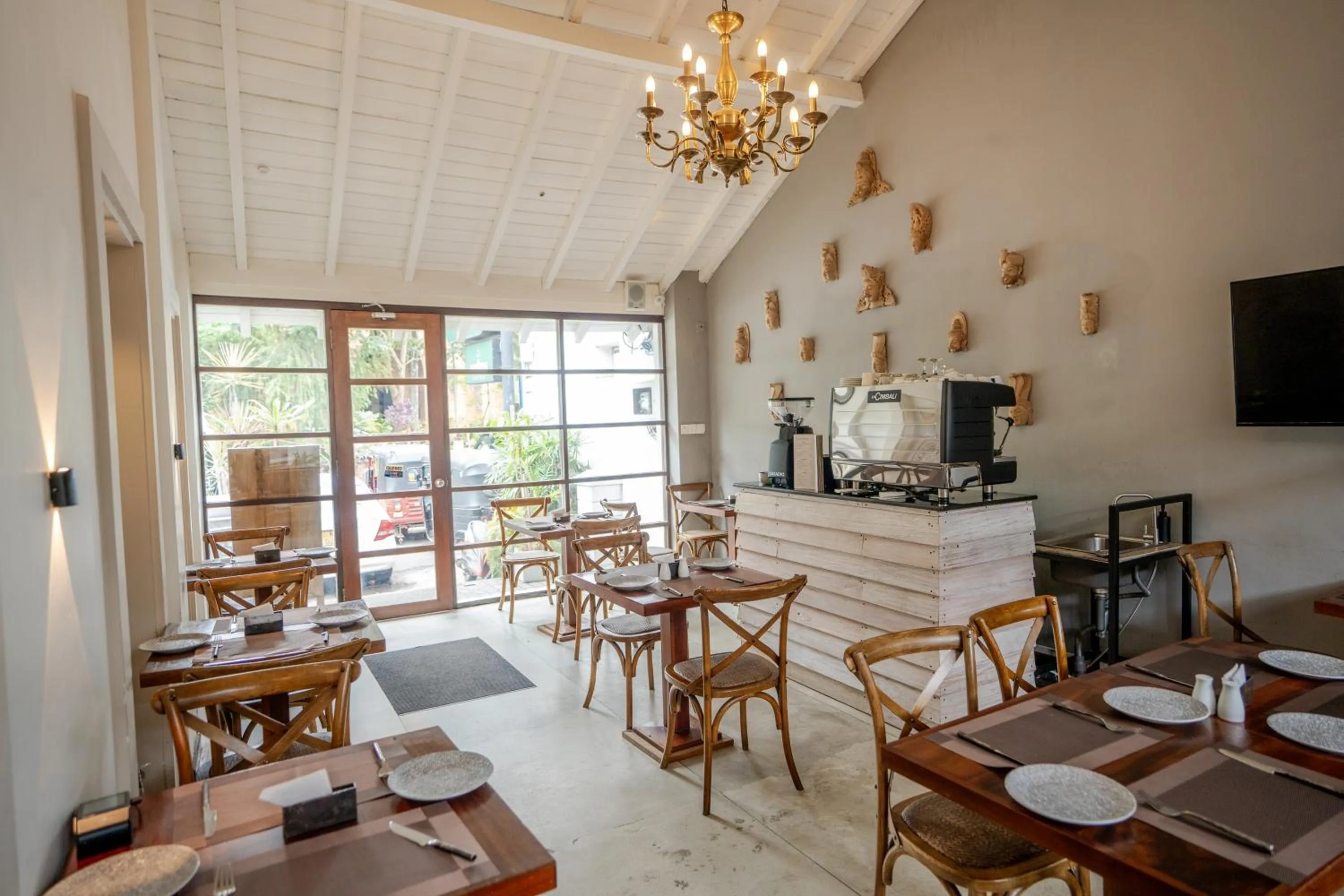 Restaurant/places to eat in Heritage Boutique by Seven Angels