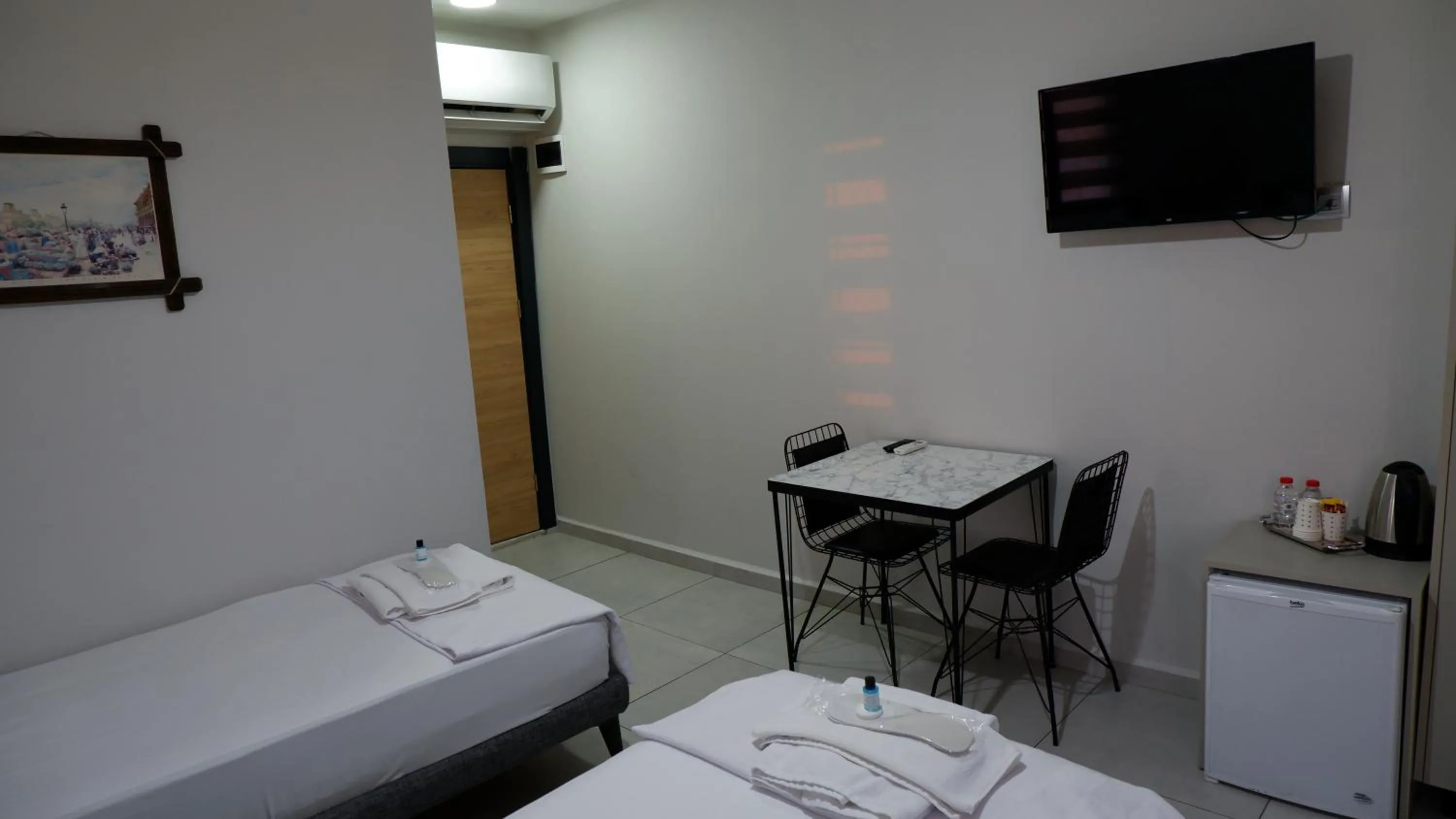 Photo of the whole room, Bed in ÇALIŞKANLAR OTEL