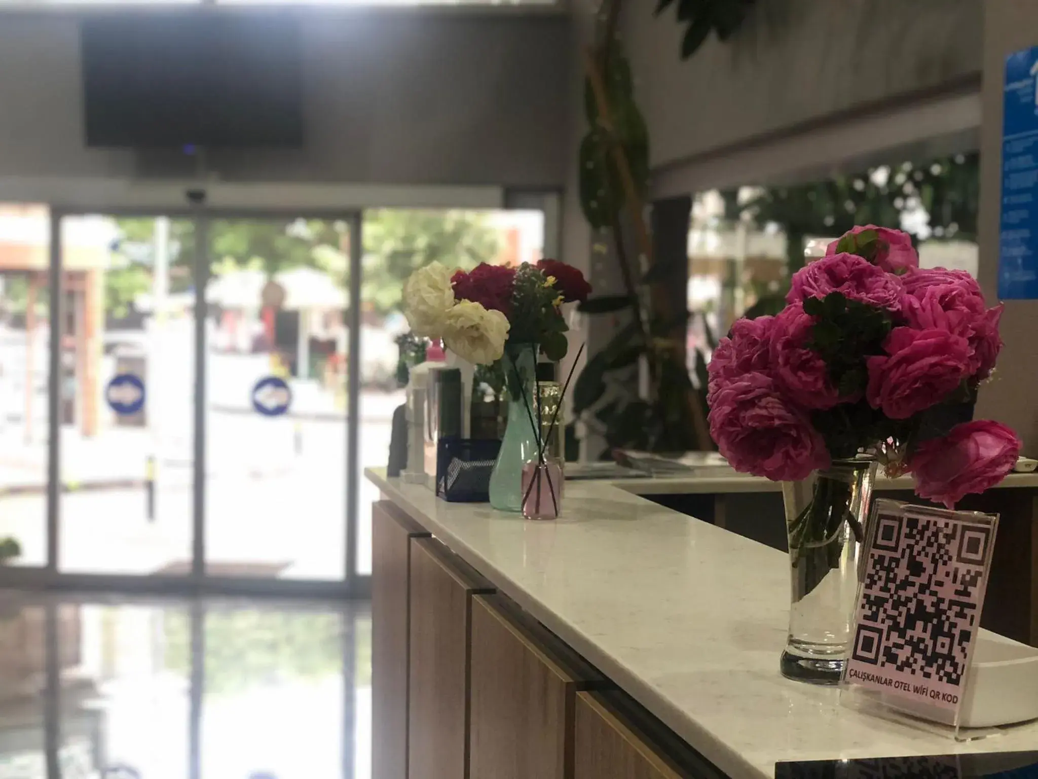 Lobby or reception in ÇALIŞKANLAR OTEL Lobby or reception in ÇALIŞKANLAR OTEL