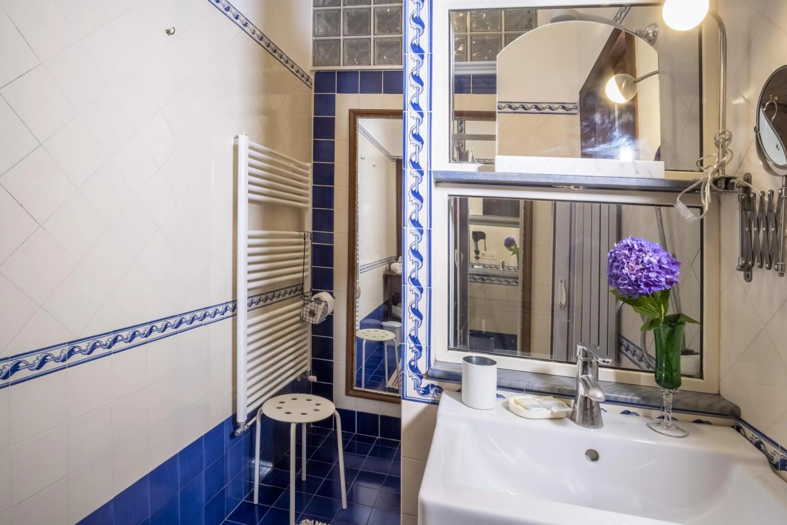 Bathroom in Villa Monica B&B