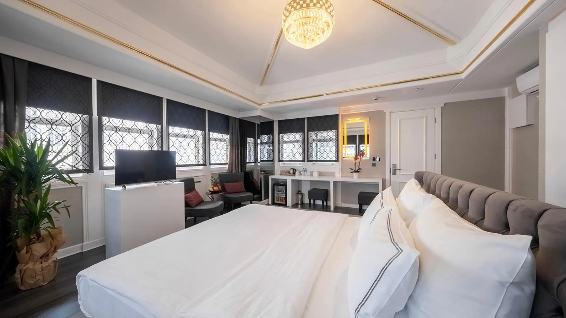 TV and multimedia, Bed in Loop Hotel Bosphorus İstanbul