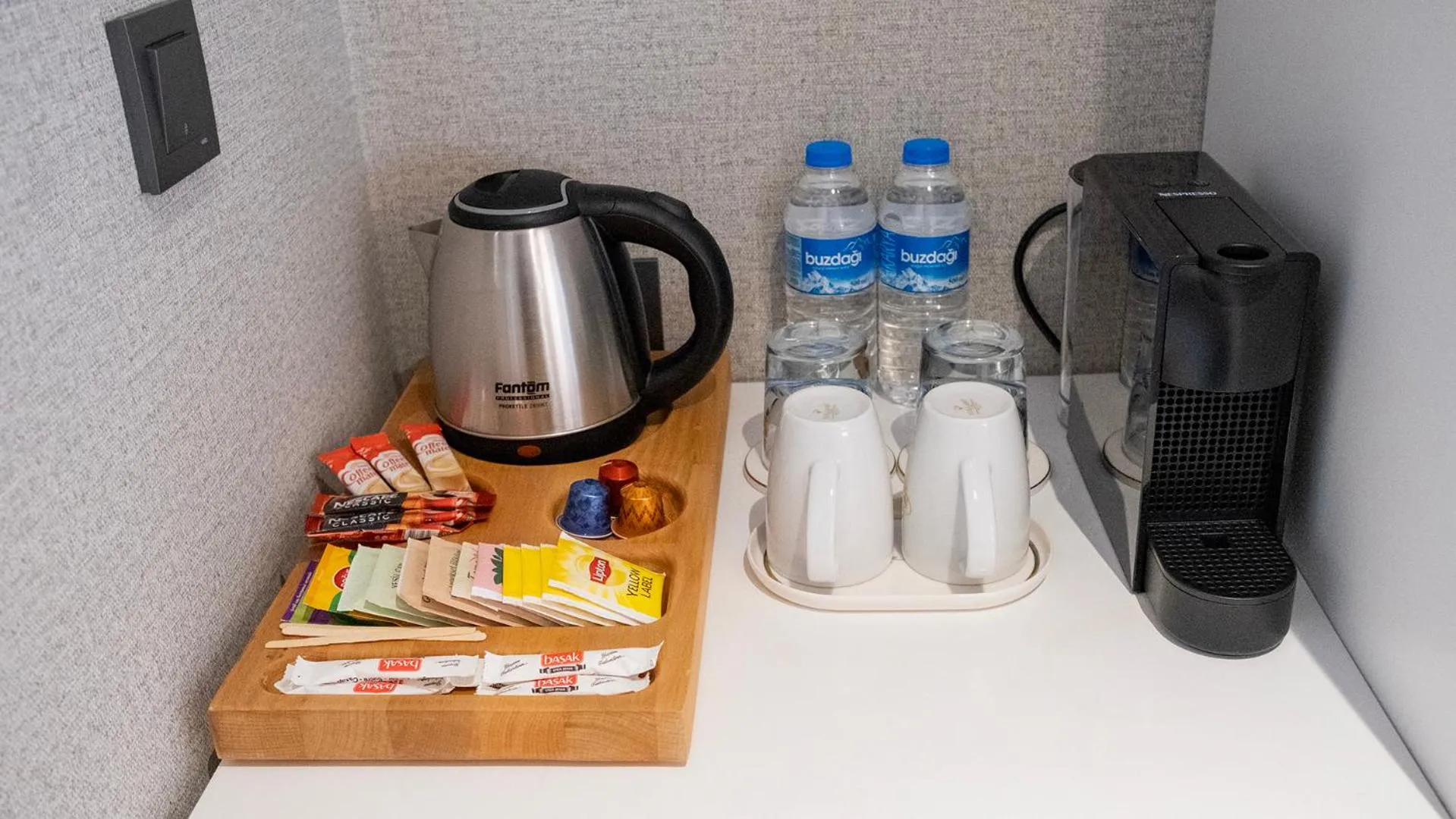 Coffee/tea facilities in Loop Hotel Bosphorus İstanbul