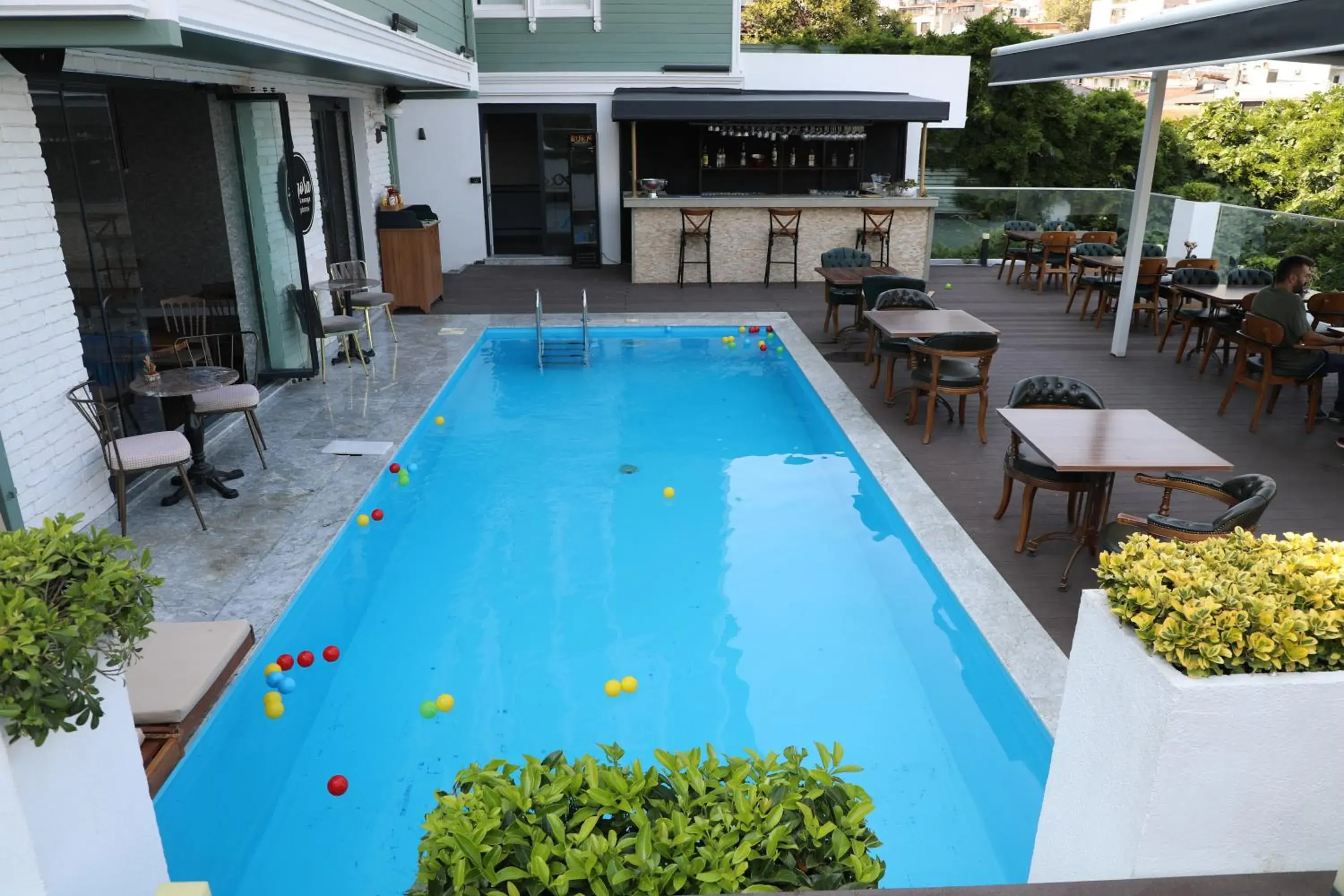 Swimming pool in Loop Hotel Bosphorus İstanbul Swimming pool in Loop Hotel Bosphorus İstanbul