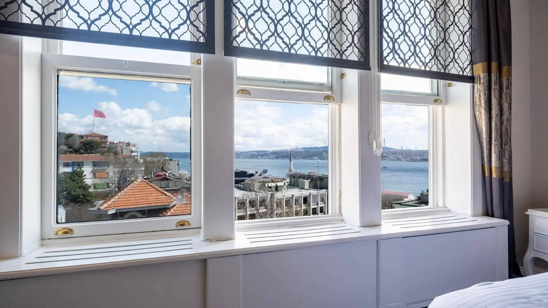 City view, Bed in Loop Hotel Bosphorus İstanbul City view, Bed in Loop Hotel Bosphorus İstanbul