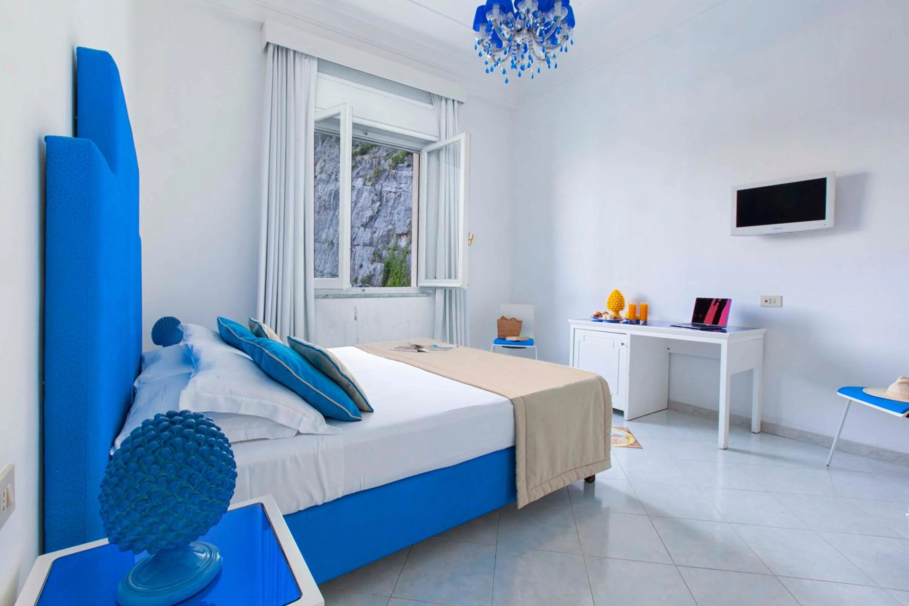 Bedroom in Hotel Admiral