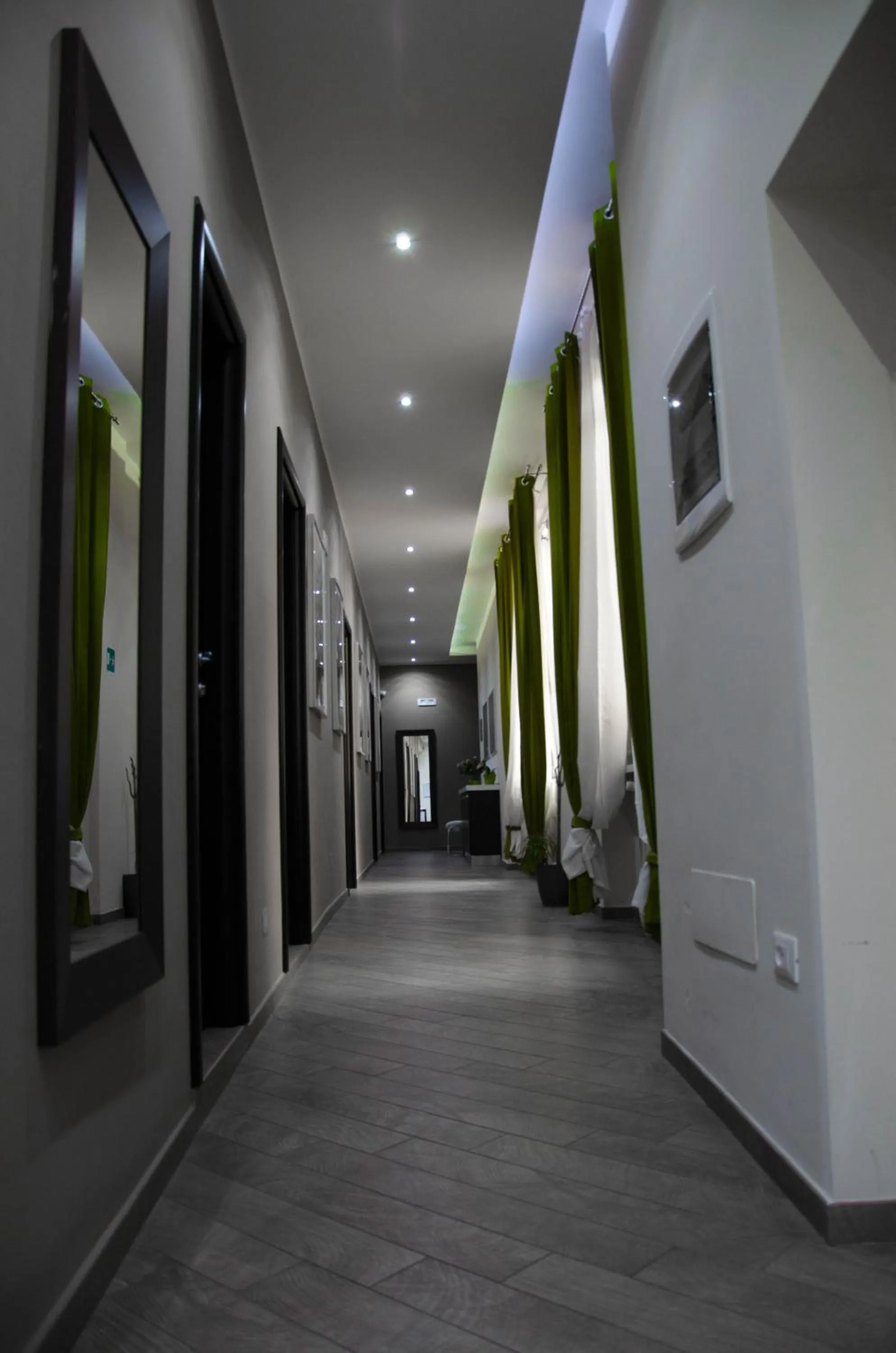 Area and facilities in Mia Suites