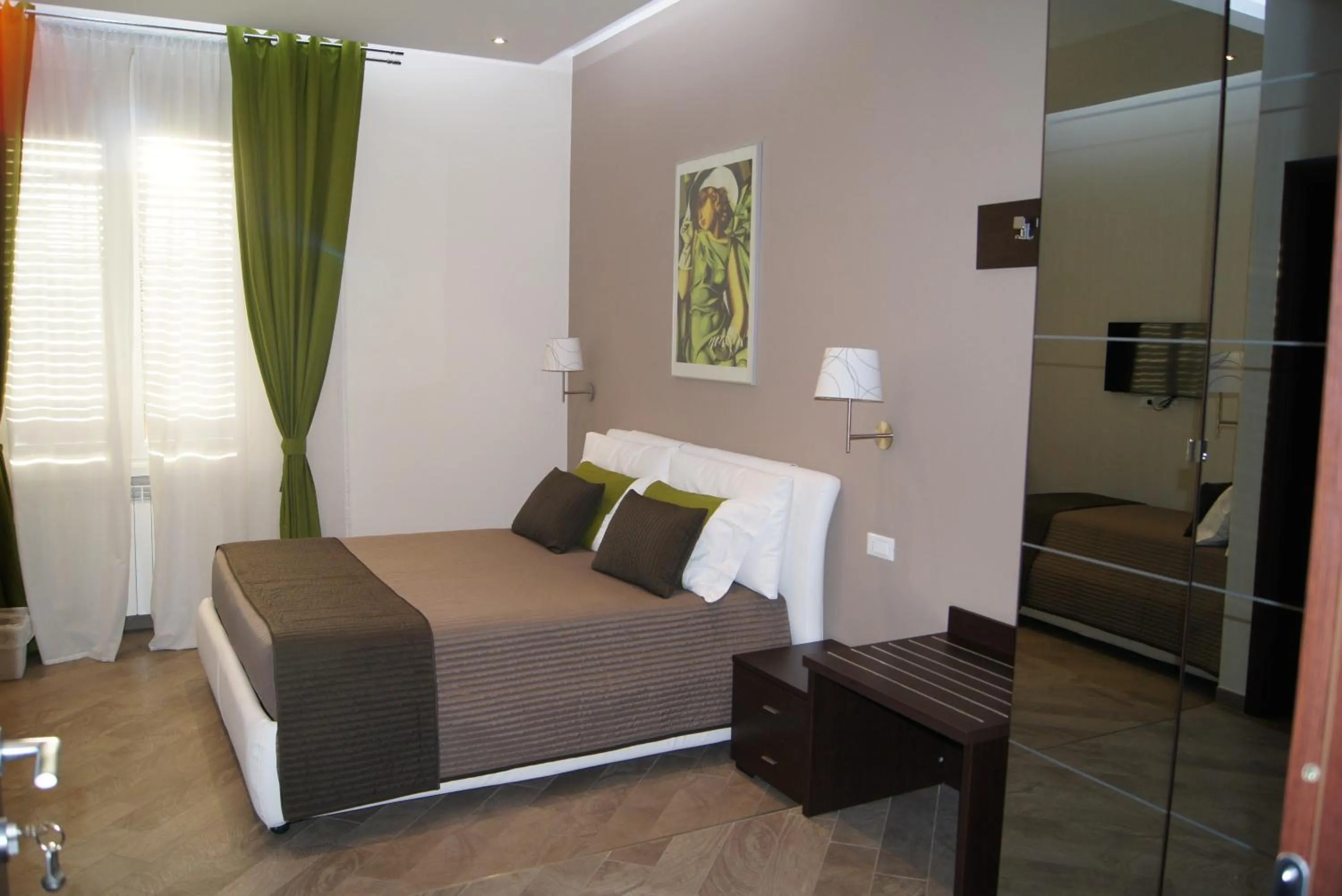 Photo of the whole room in Mia Suites