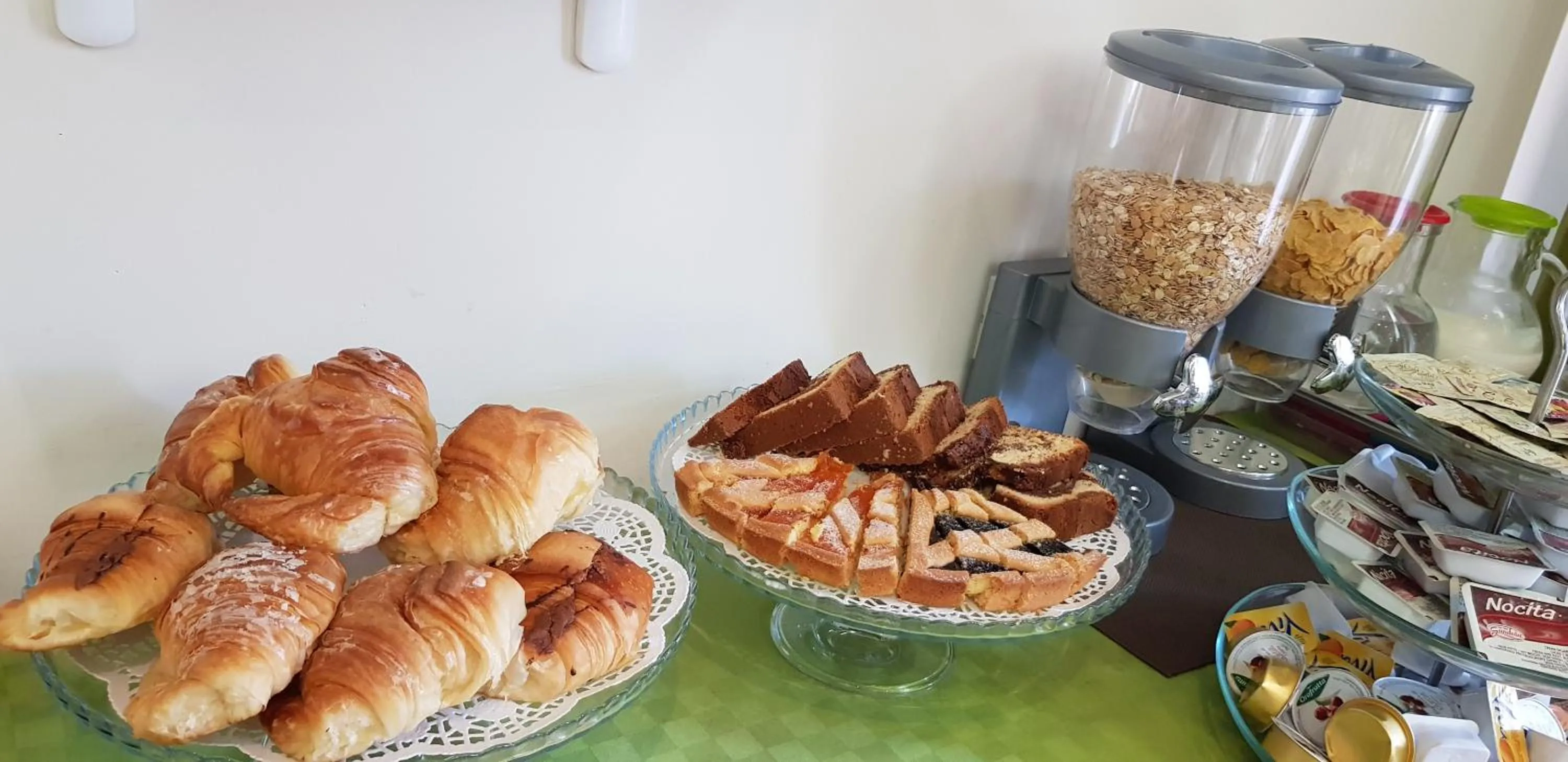 Continental breakfast in Mia Suites