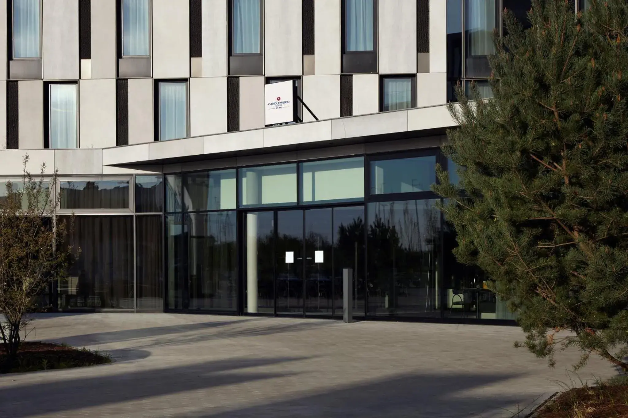 Property building in acora Dusseldorf Airport Property building in acora Dusseldorf Airport