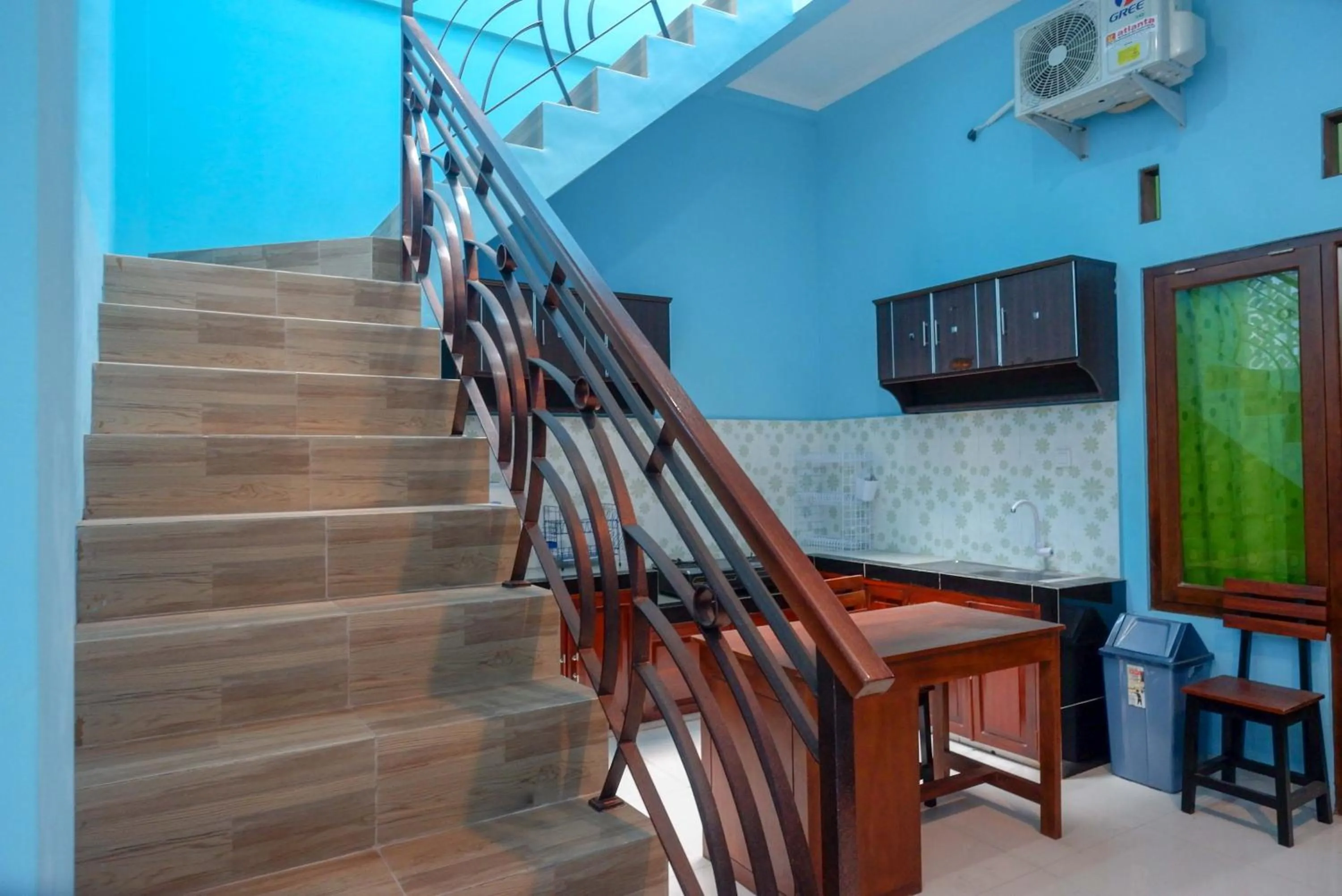 RedDoorz Syariah near Monumen Jogja Kembali