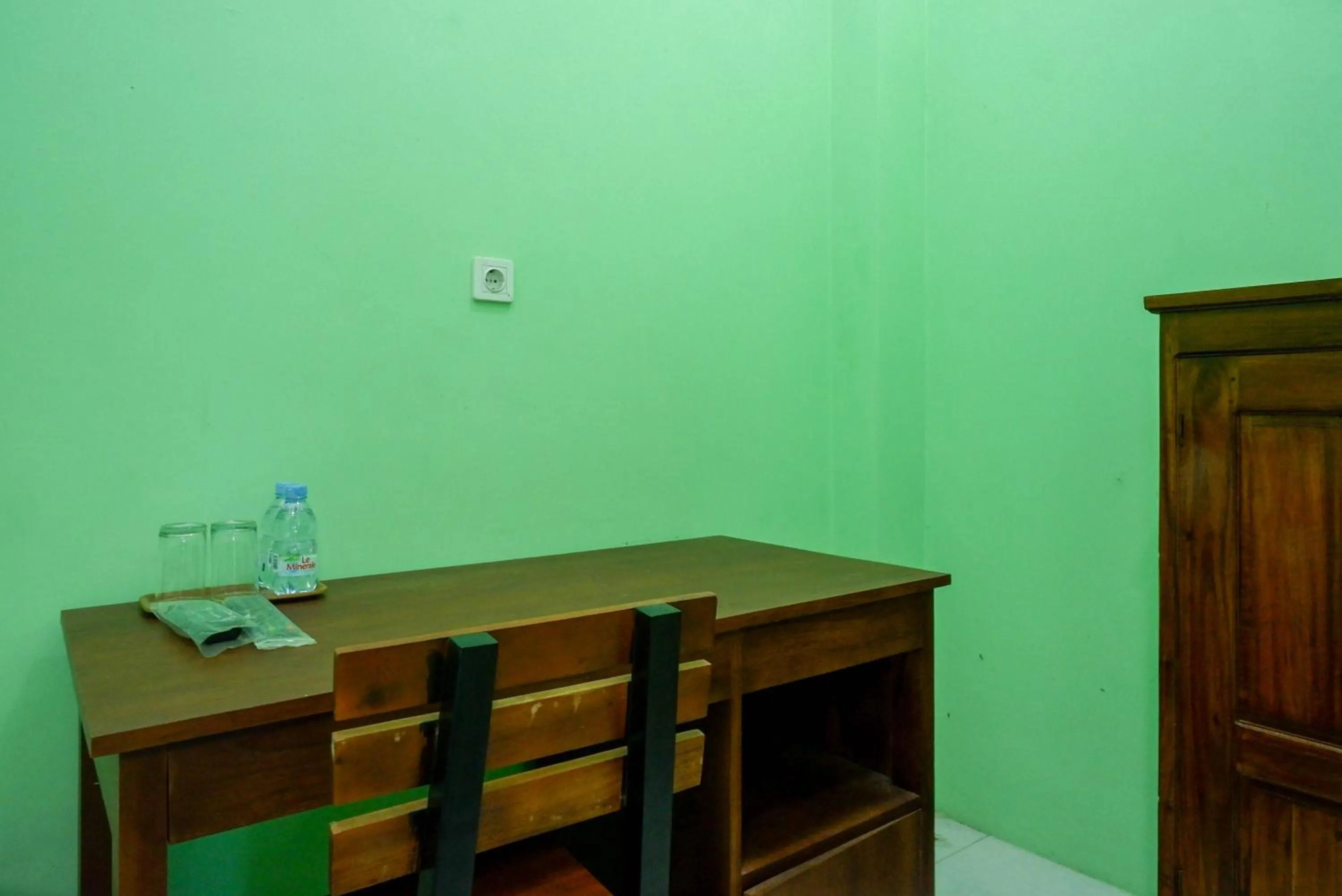 RedDoorz Syariah near Monumen Jogja Kembali