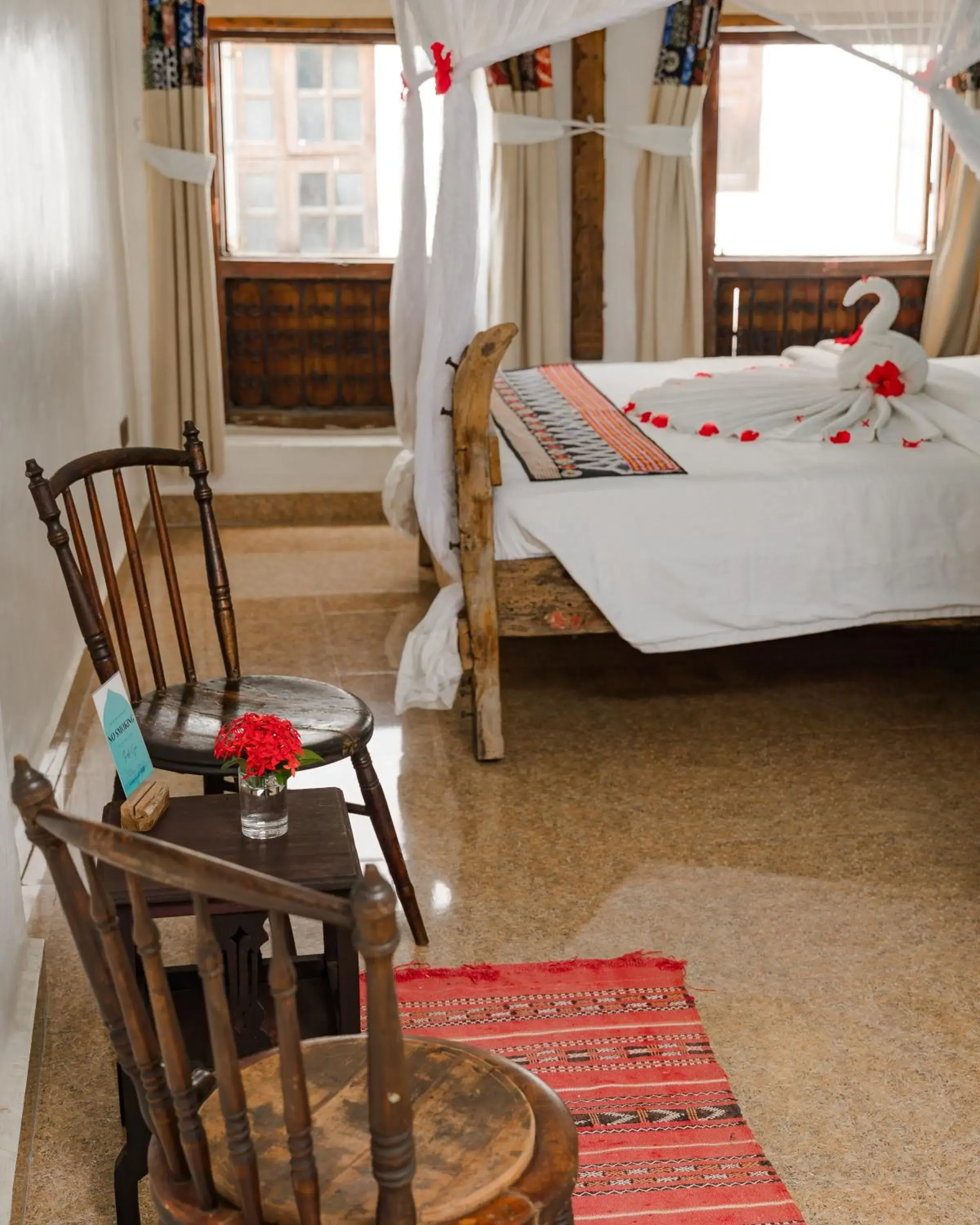 Bedroom, Bed in Emerald Palm Courtyard Hotel Bedroom, Bed in Emerald Palm Courtyard Hotel