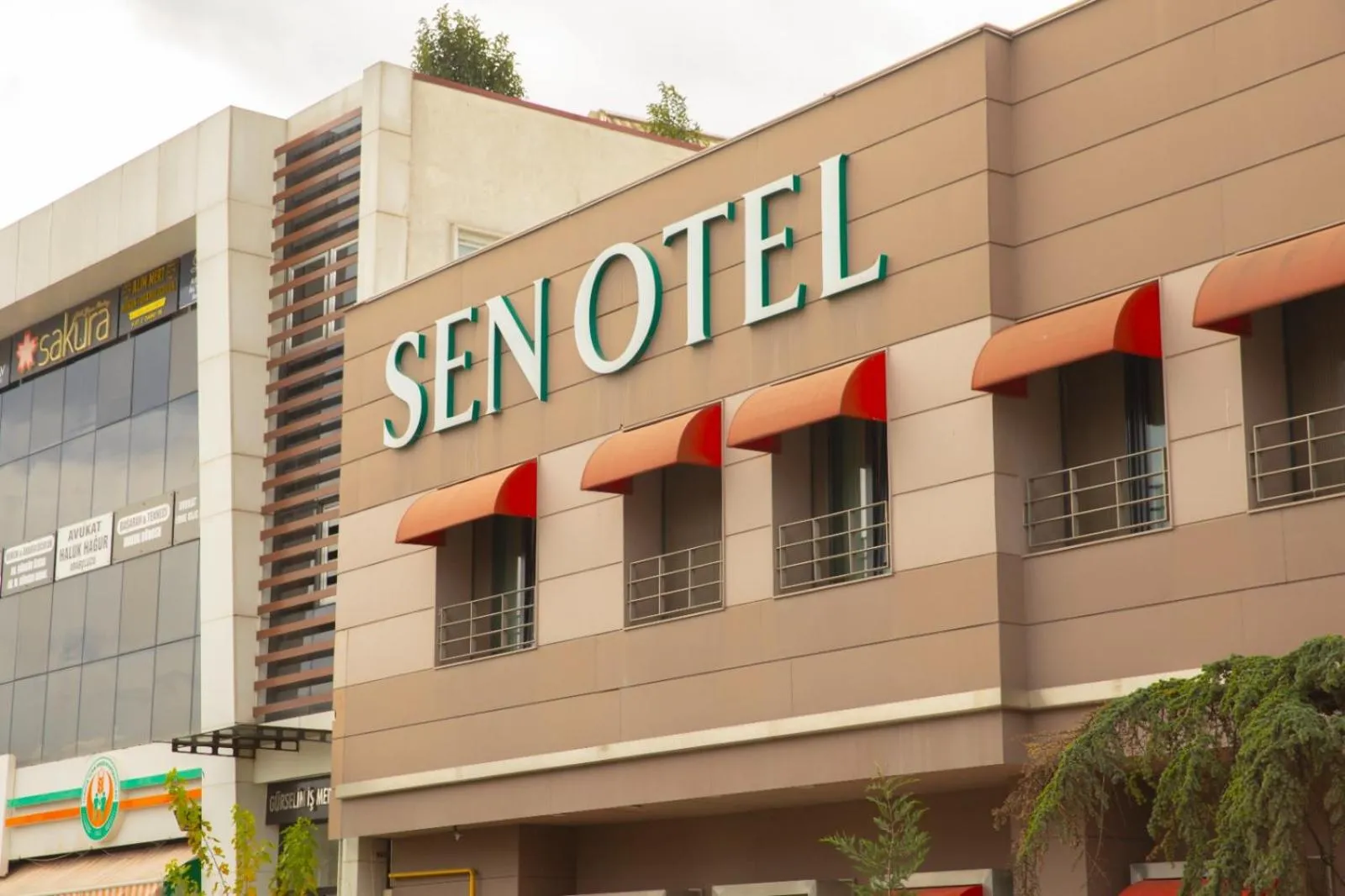 Off site in Sen Otel
