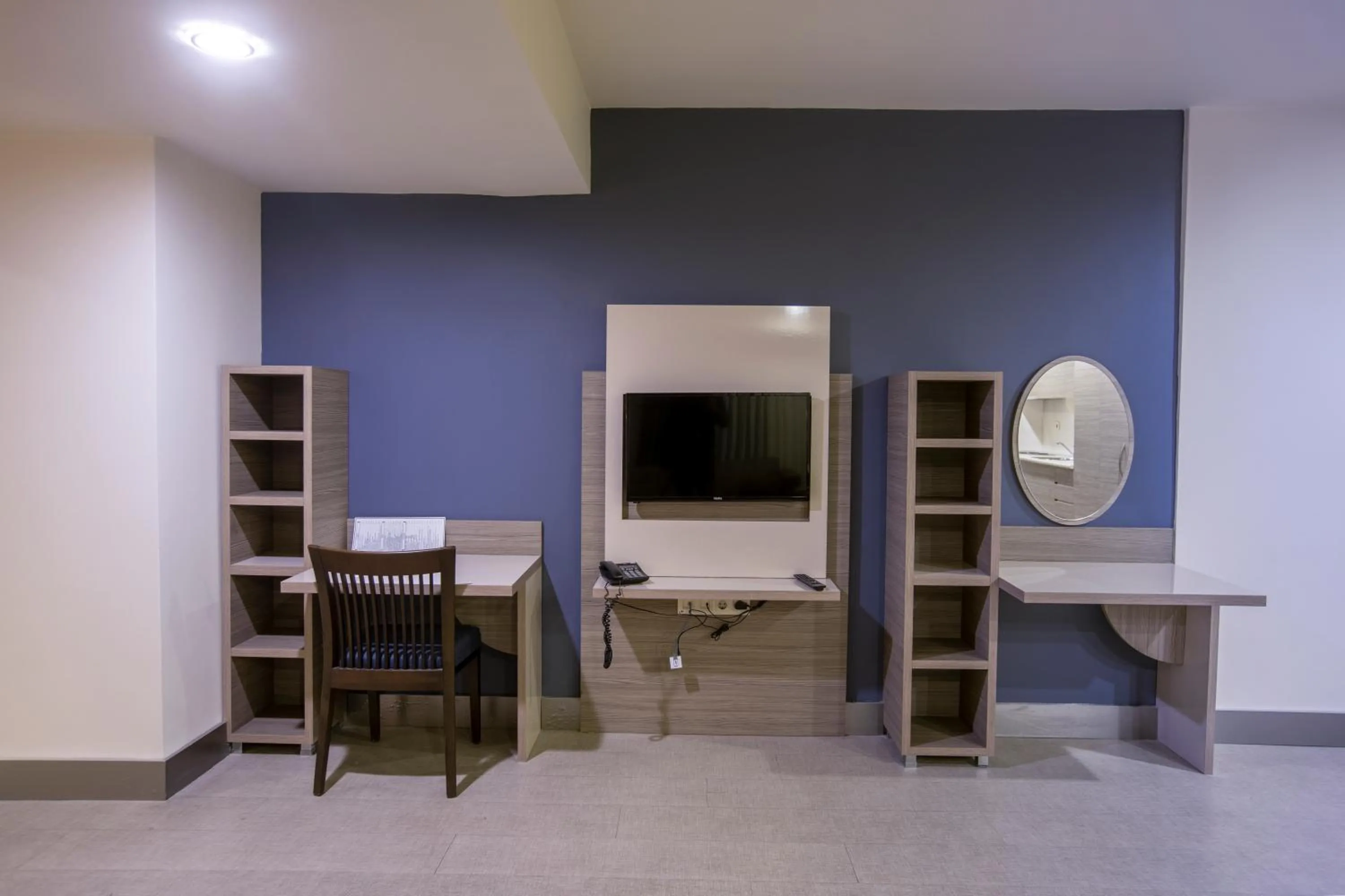 TV and multimedia in Sen Otel