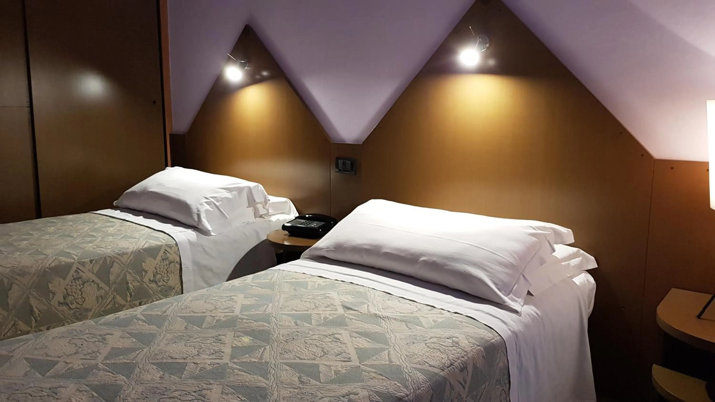 Bedroom, Bed in Addaura Village e Congressi