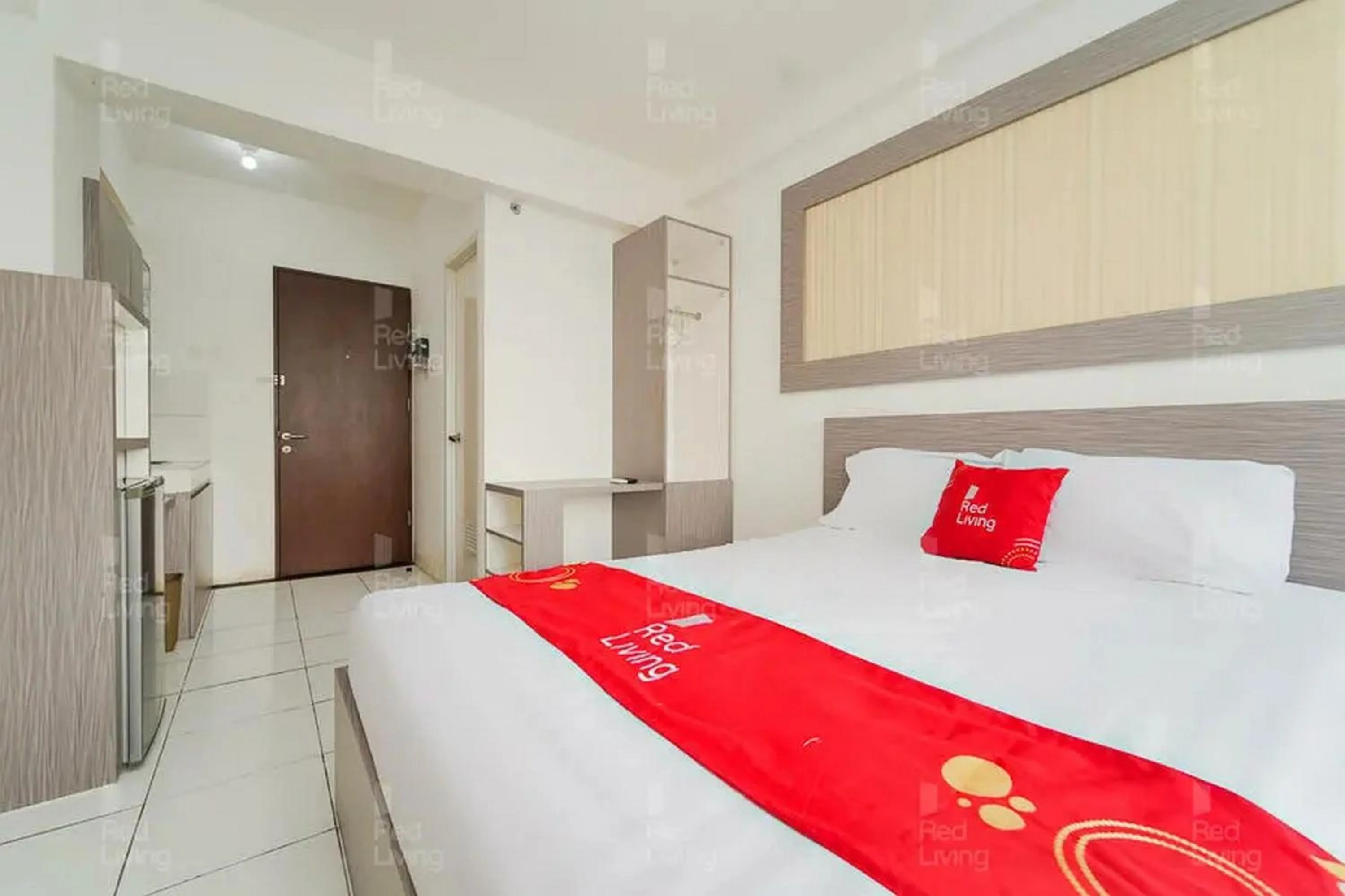 Bedroom, Bed in RedLiving Apartemen Riverview Residence - TOHA Room Tower Mahakam