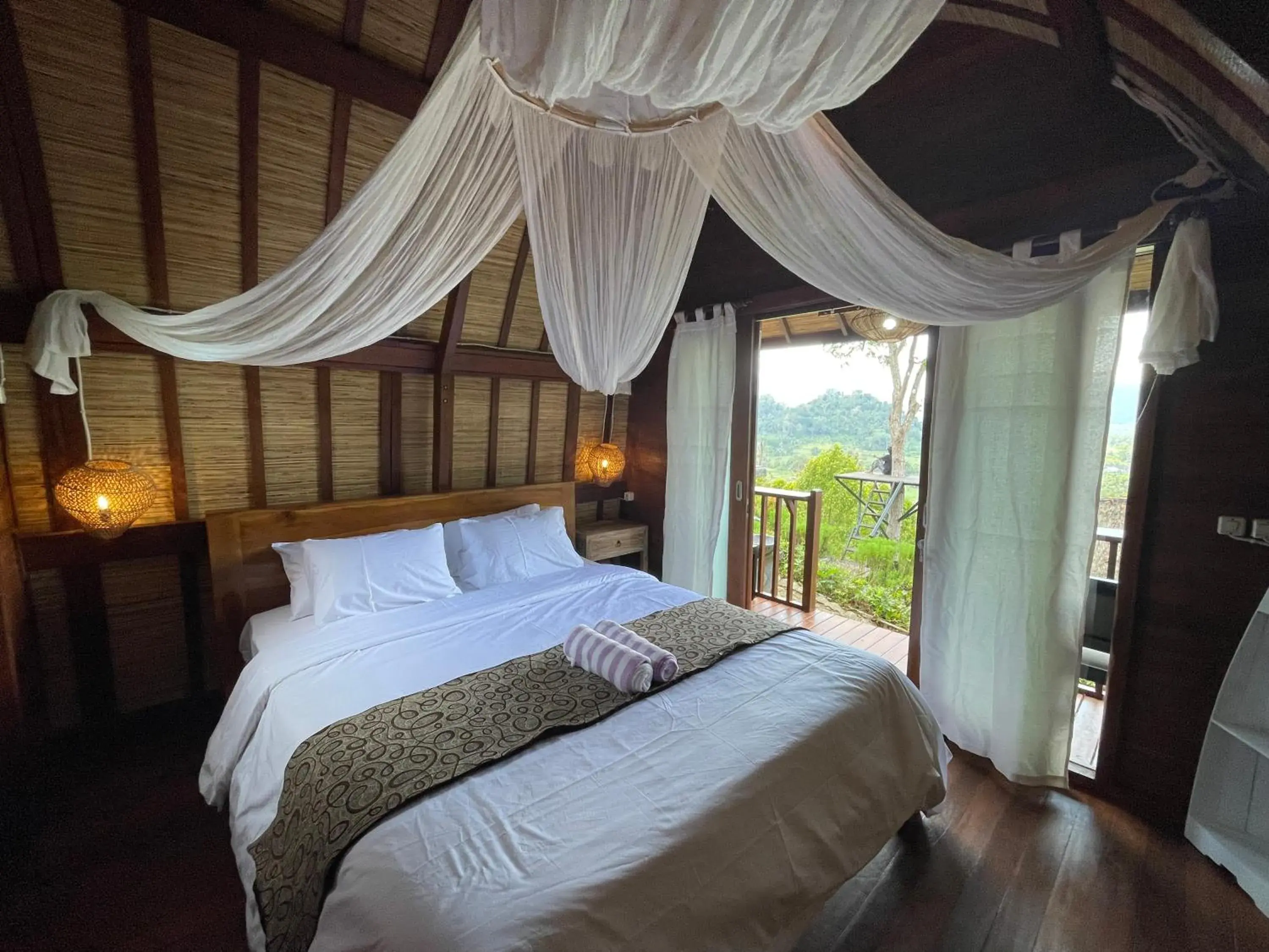 room service, Bed in Taman Asta Gangga by ecommerceloka room service, Bed in Taman Asta Gangga by ecommerceloka