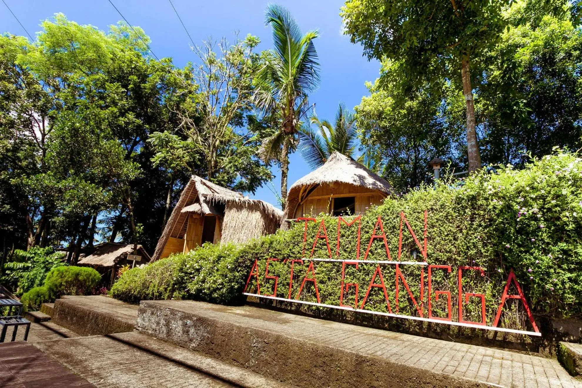 Property building in Taman Asta Gangga by ecommerceloka Property building in Taman Asta Gangga by ecommerceloka