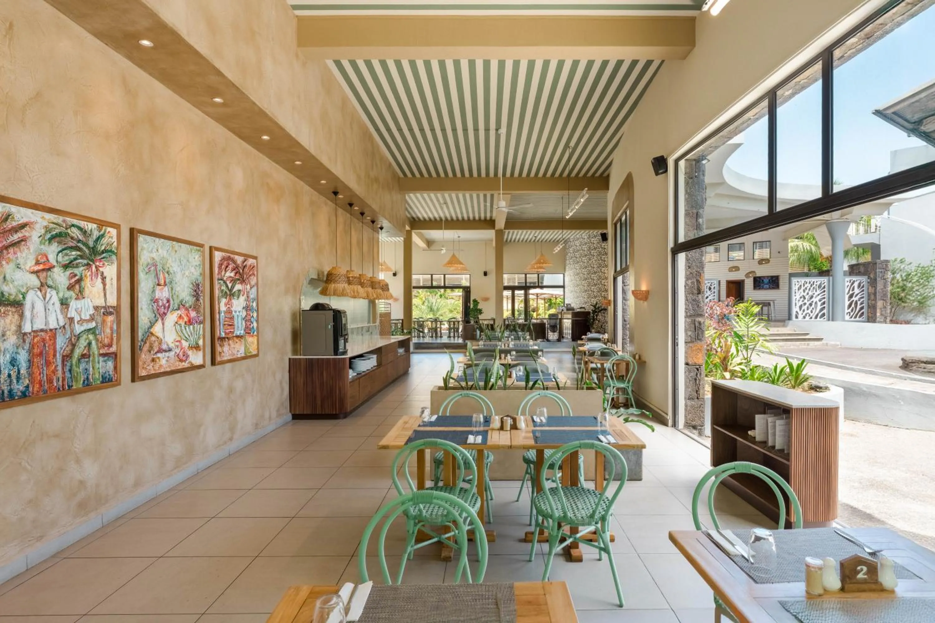 Restaurant/places to eat in Be Cosy by LOV Mauritius