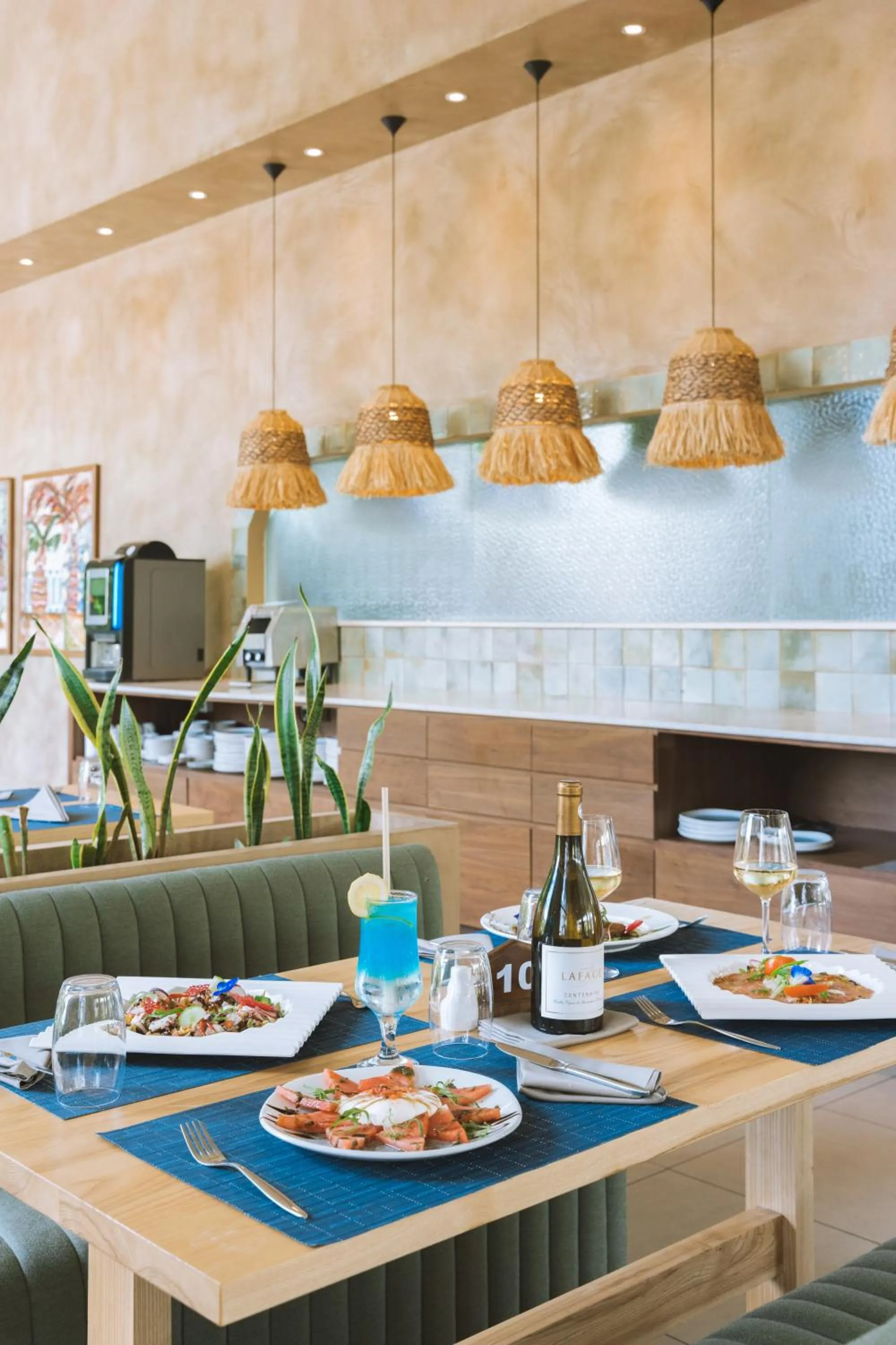 Restaurant/places to eat in Be Cosy by LOV Mauritius