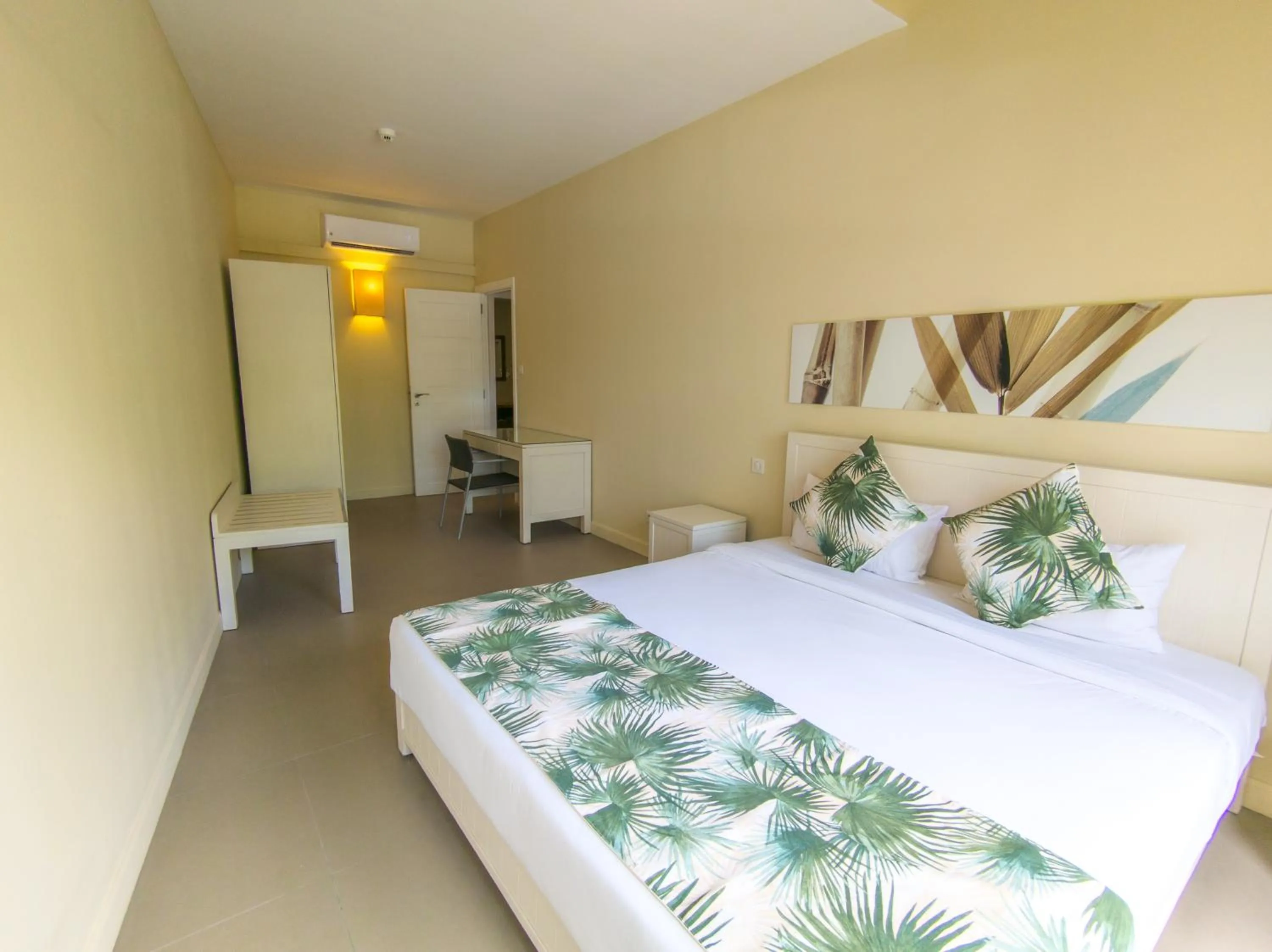 Bedroom, Bed in Be Cosy by LOV Mauritius