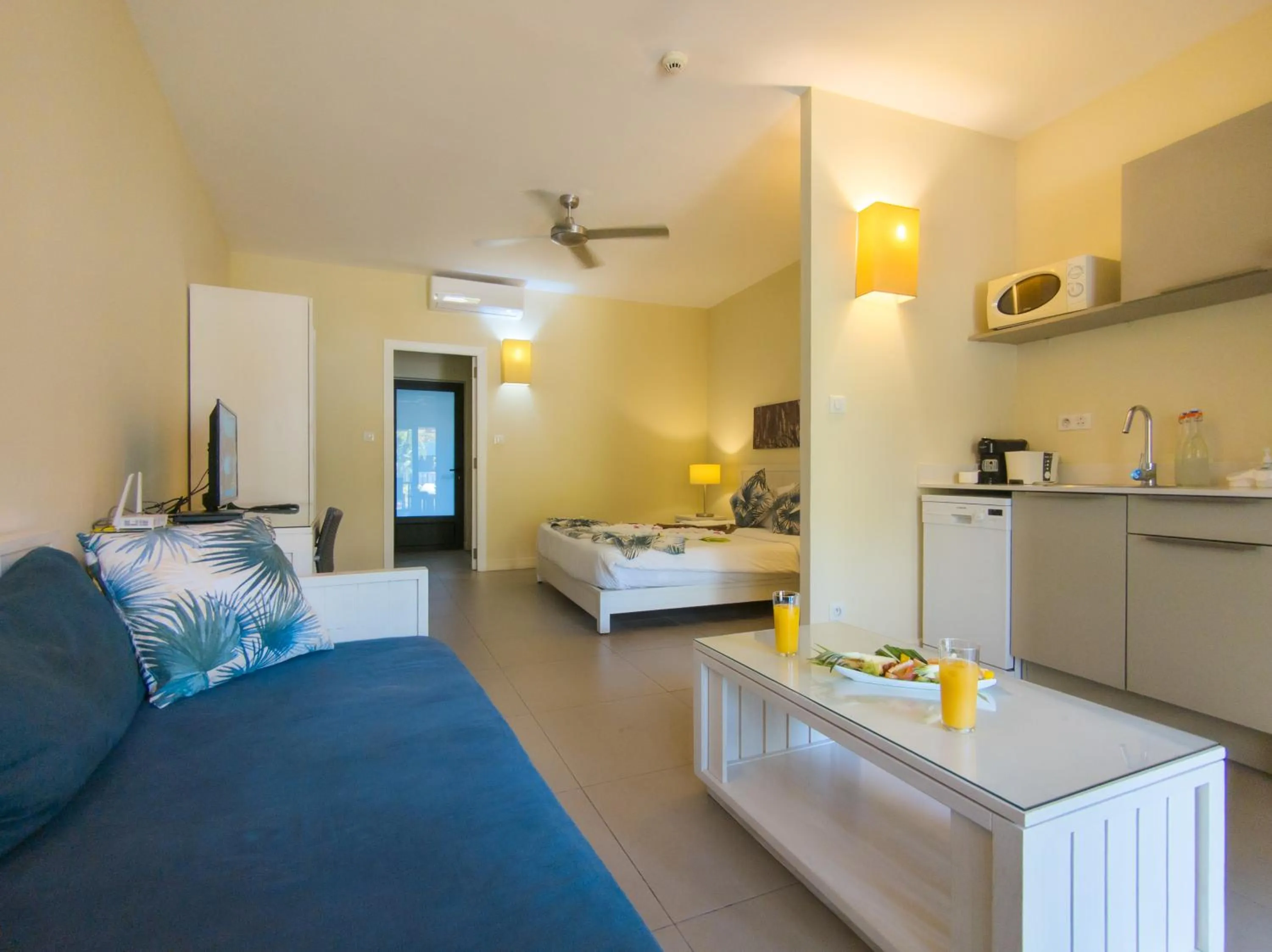 Bedroom, Bed in Be Cosy with LOV