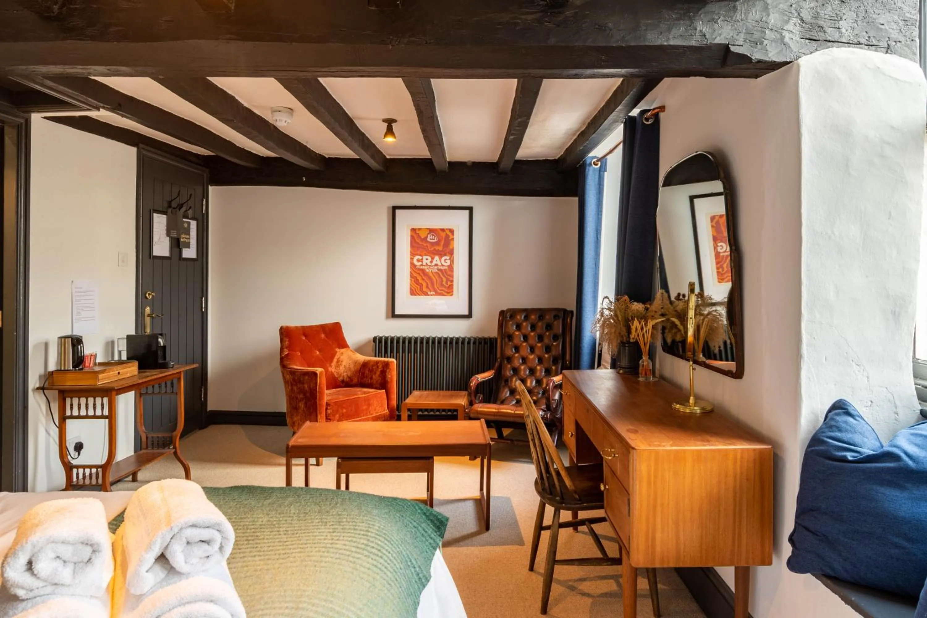 Photo of the whole room in Royal Oak Pub