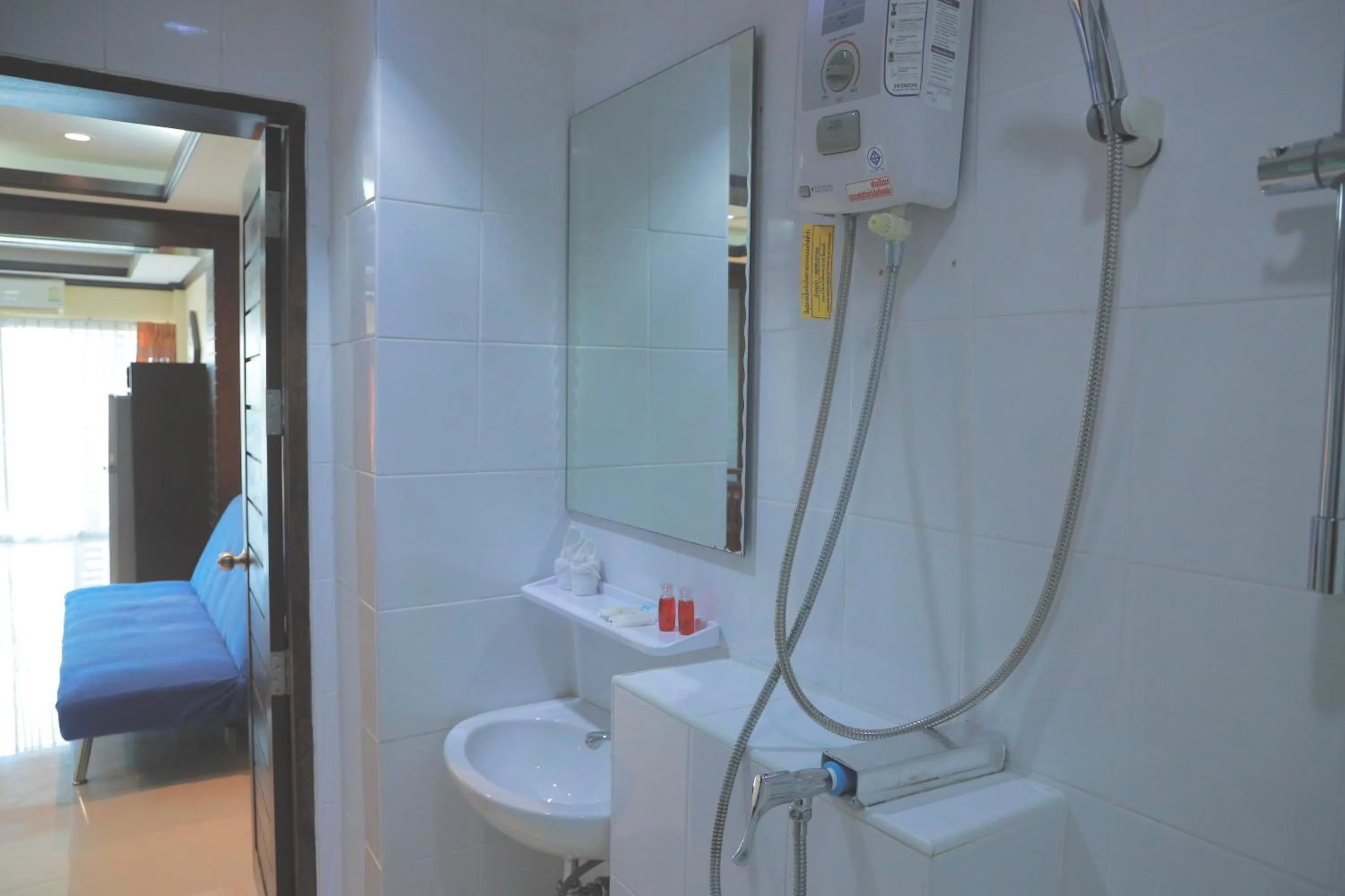 Bathroom in THOMLEK Guesthouse