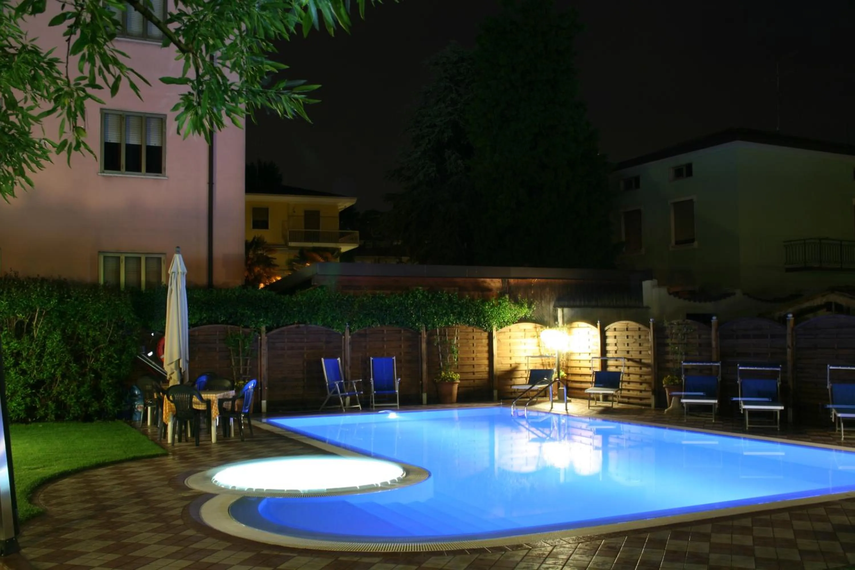 Swimming pool in Albergo Al Cacciatore