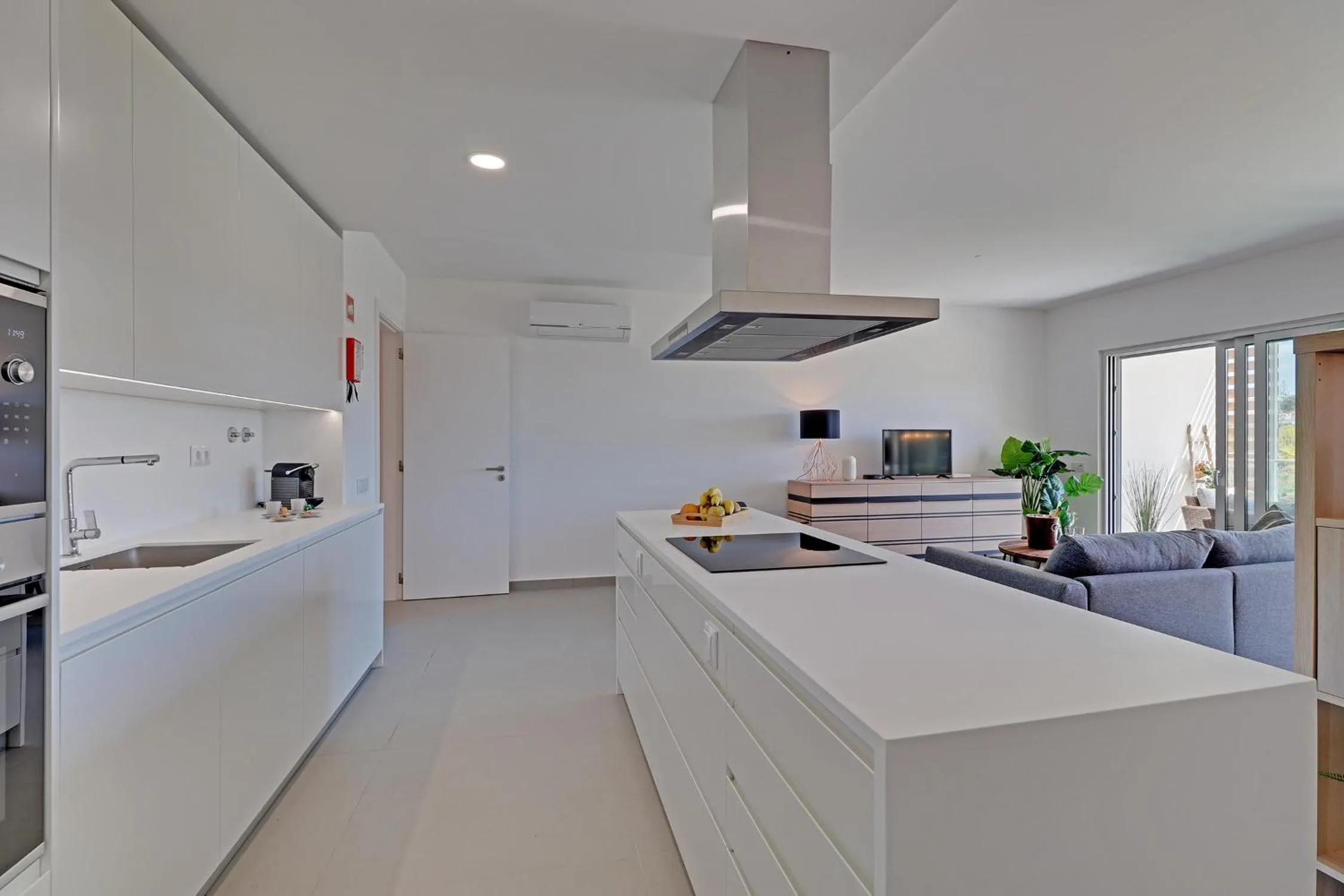 Kitchen or kitchenette in Apartamento Vista Jardim by Portucasa