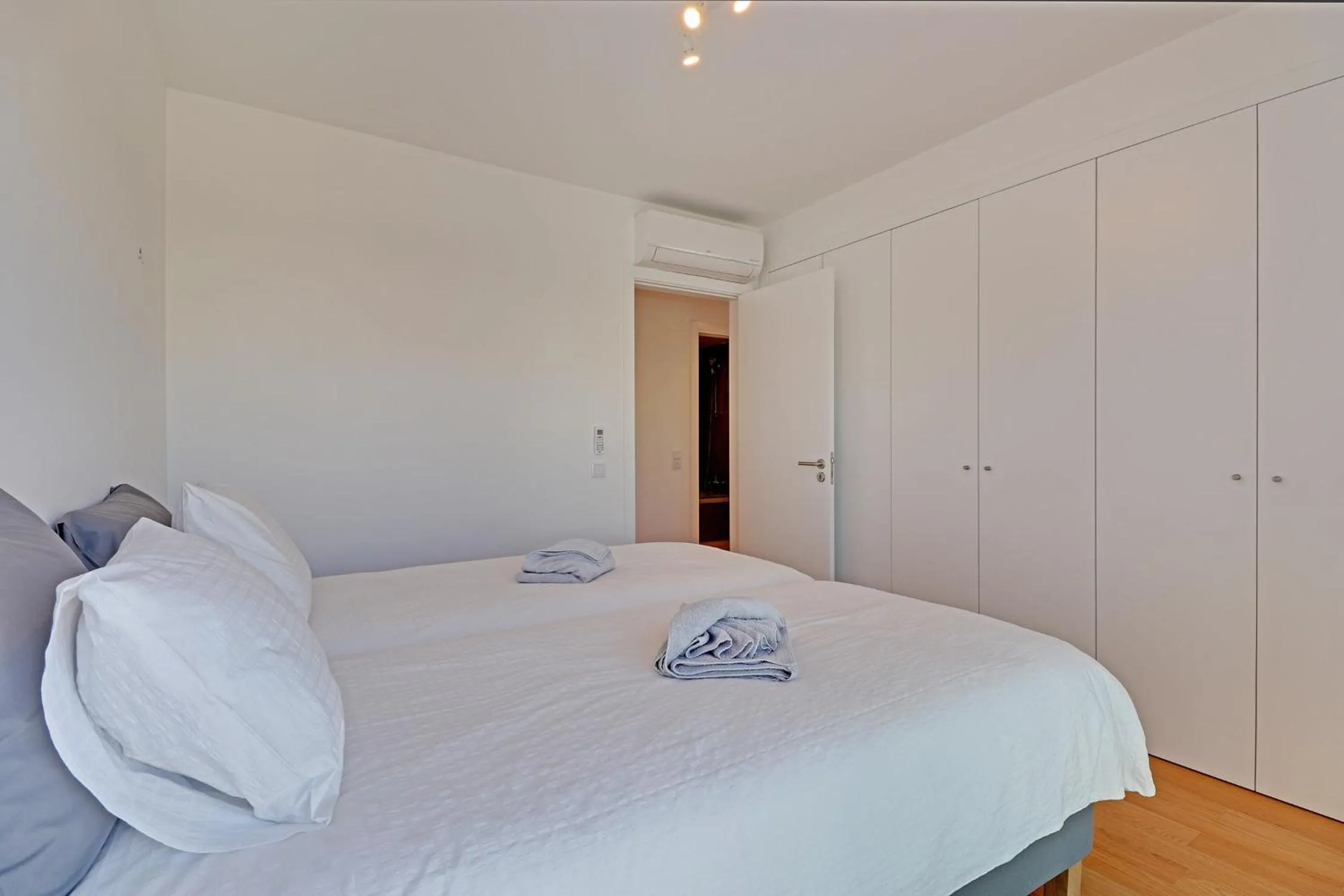 Bed in Apartamento Vista Jardim by Portucasa