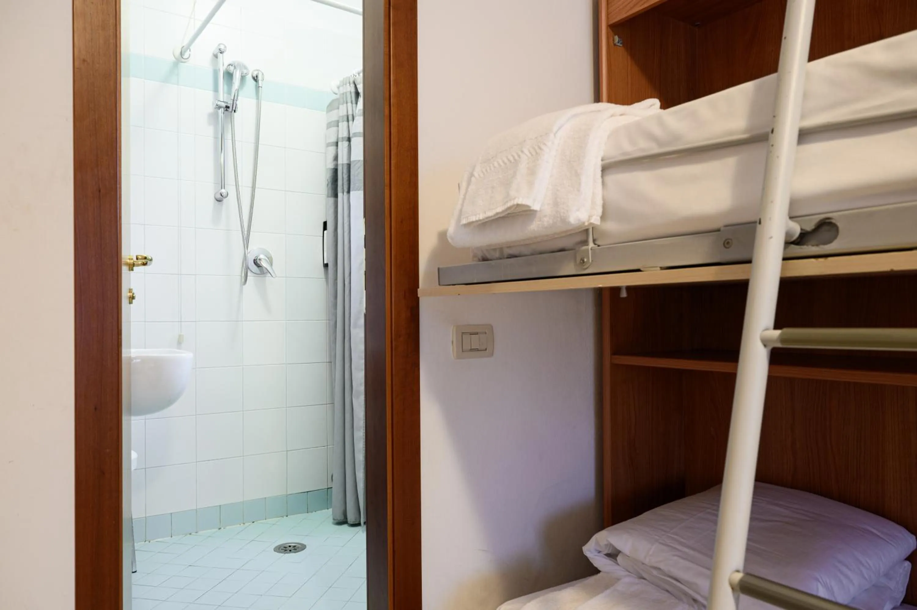 Shower in Hotel Due Ragni e Ristorante