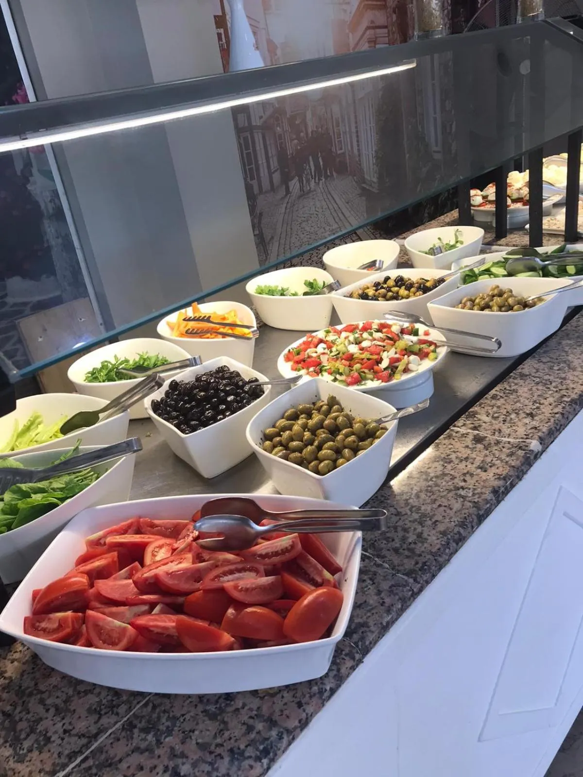 Food and drinks in Tal Beach Hotel