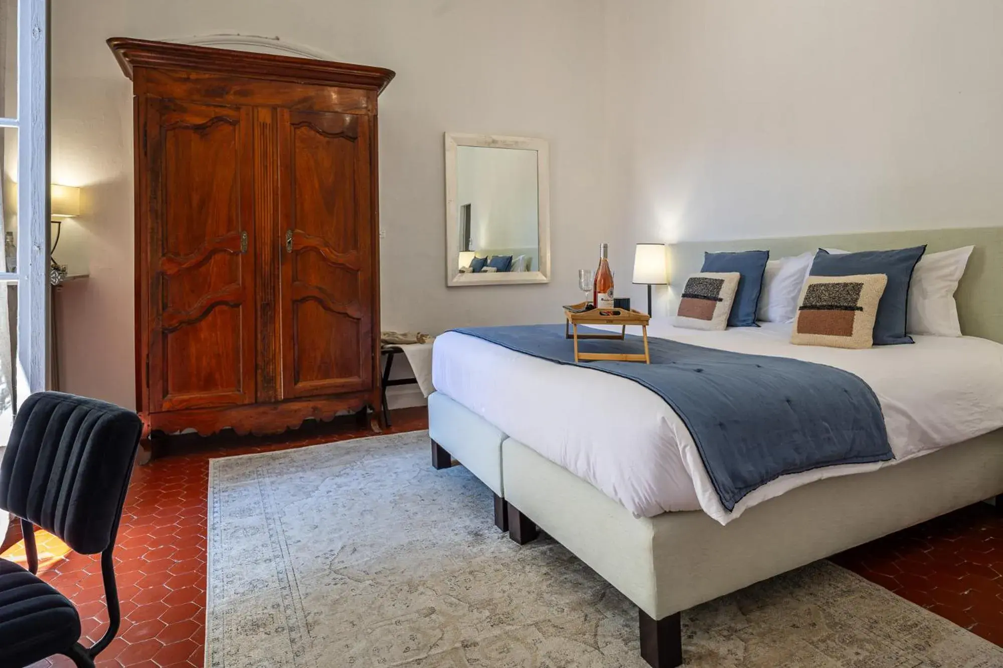 Suite with Garden View - single occupancy in La Chapelle sur la Sorgue Suite with Garden View - single occupancy in La Chapelle sur la Sorgue