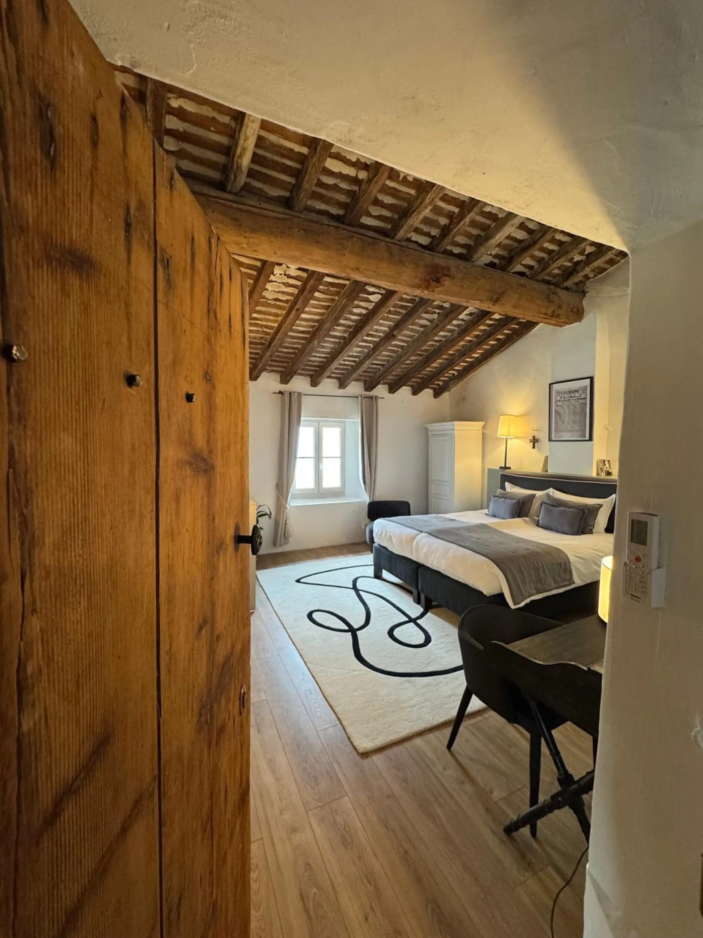 Deluxe Double or Twin Room with City View - single occupancy in La Chapelle sur la Sorgue