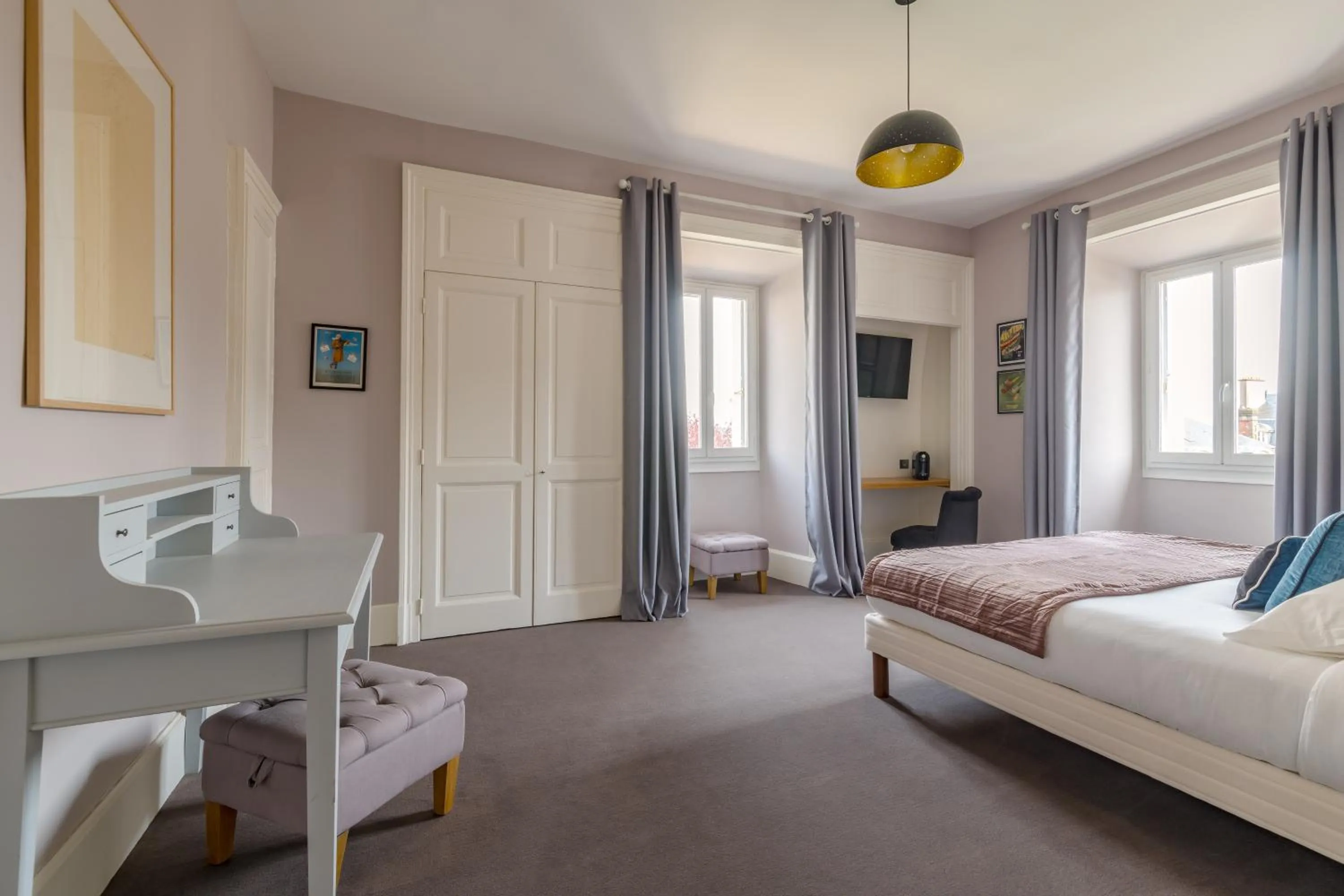 Photo of the whole room, Bed in Les Argentiers - Accès digitalisé